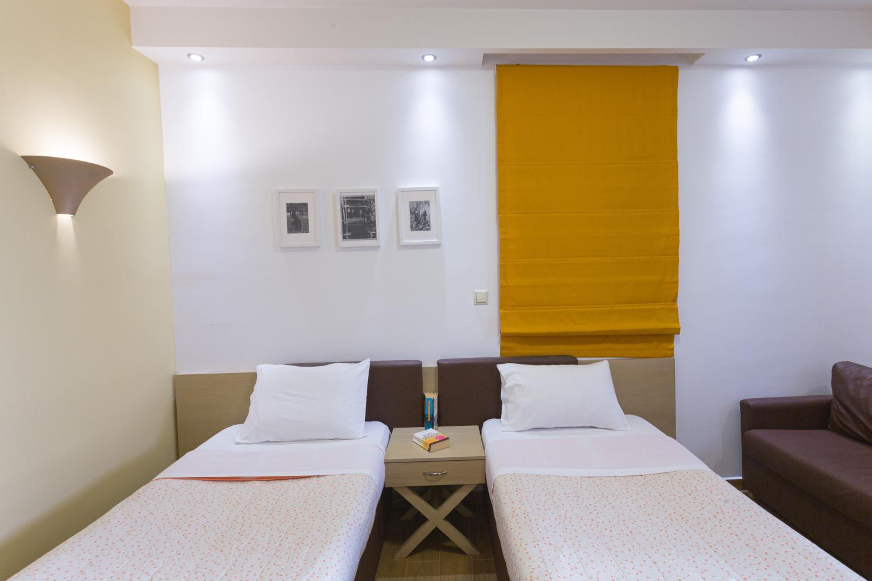 Standard Twin Room with Sea View