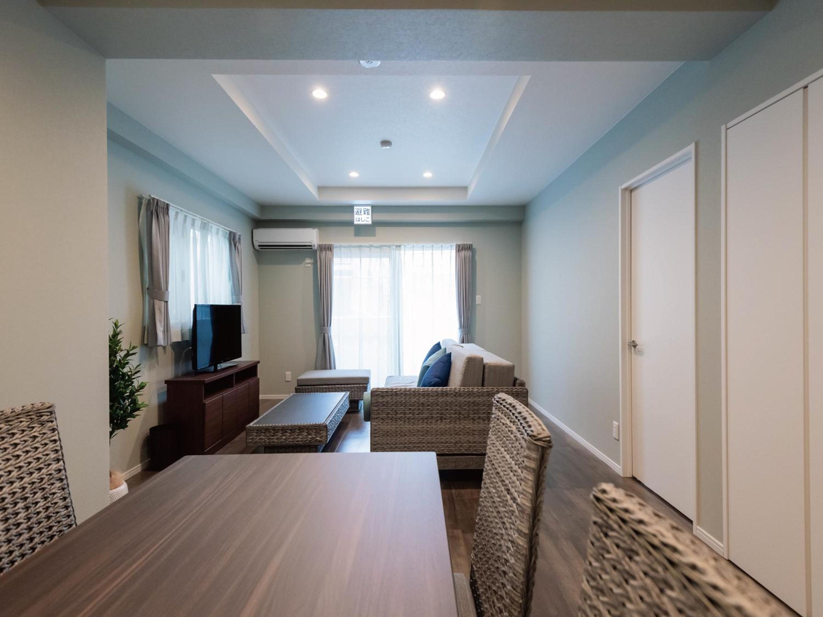 Sky Suite Condo - Photo 9