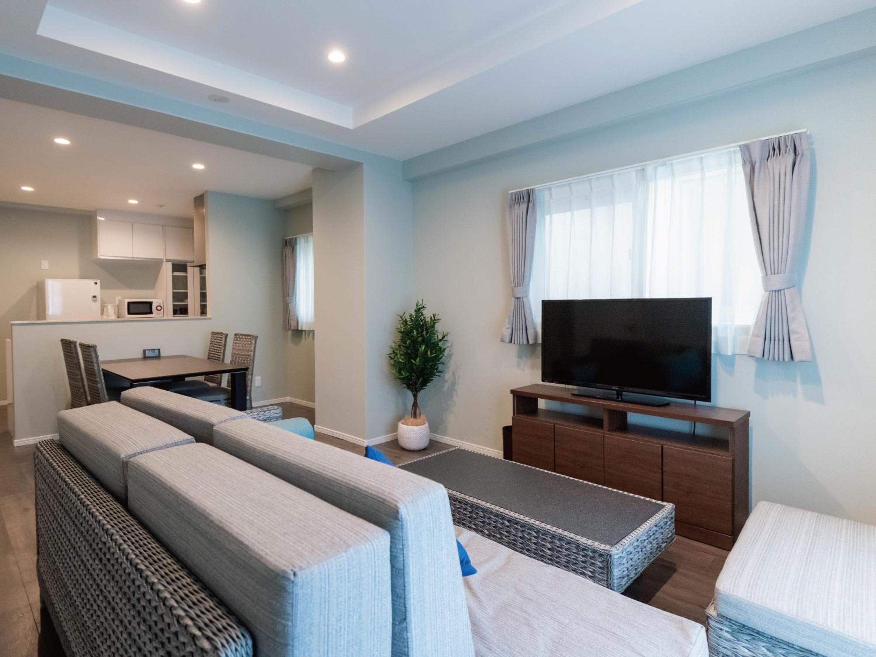 Sky Suite Condo - Photo 10