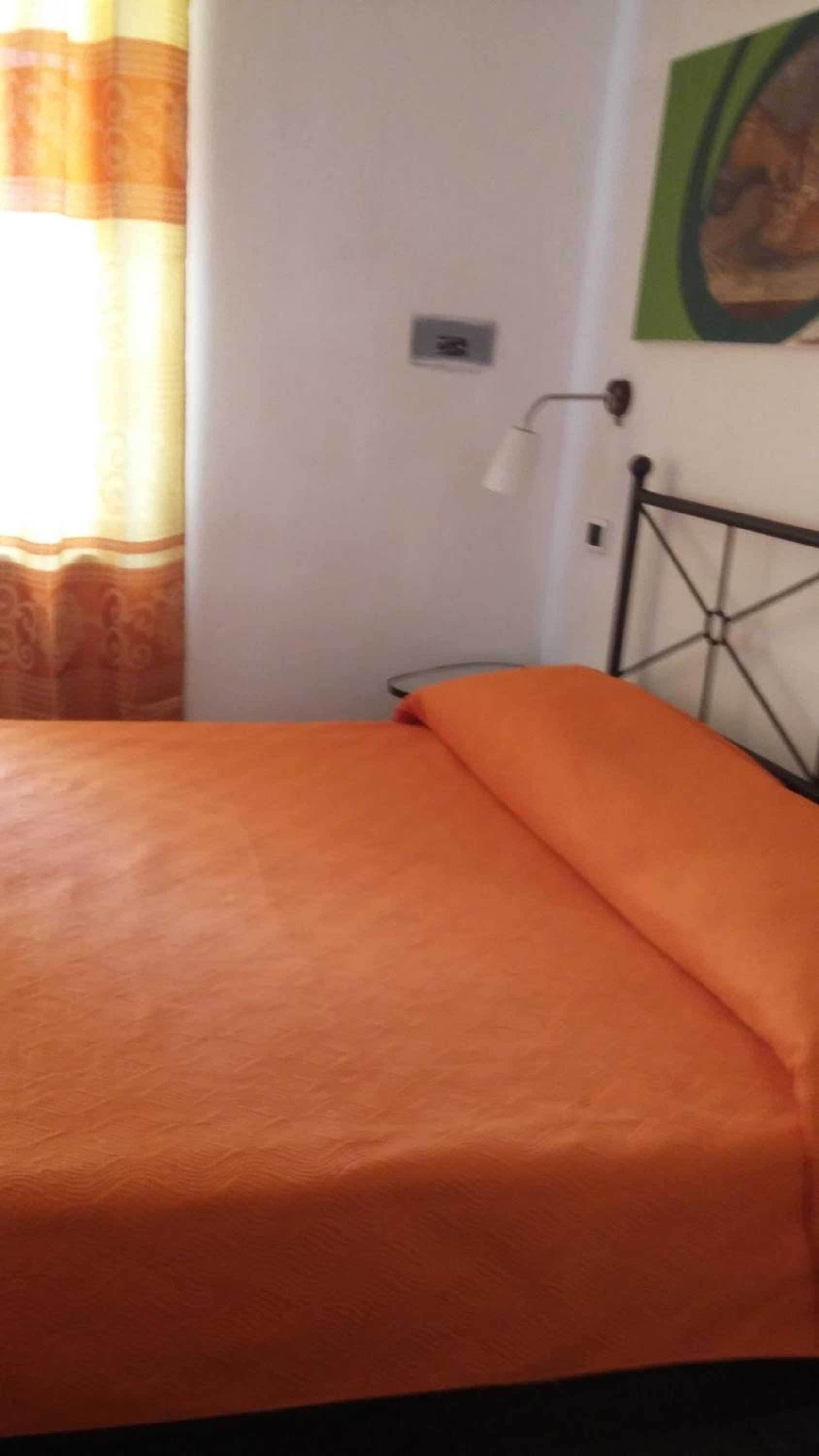 Small Double Room - Photo 32