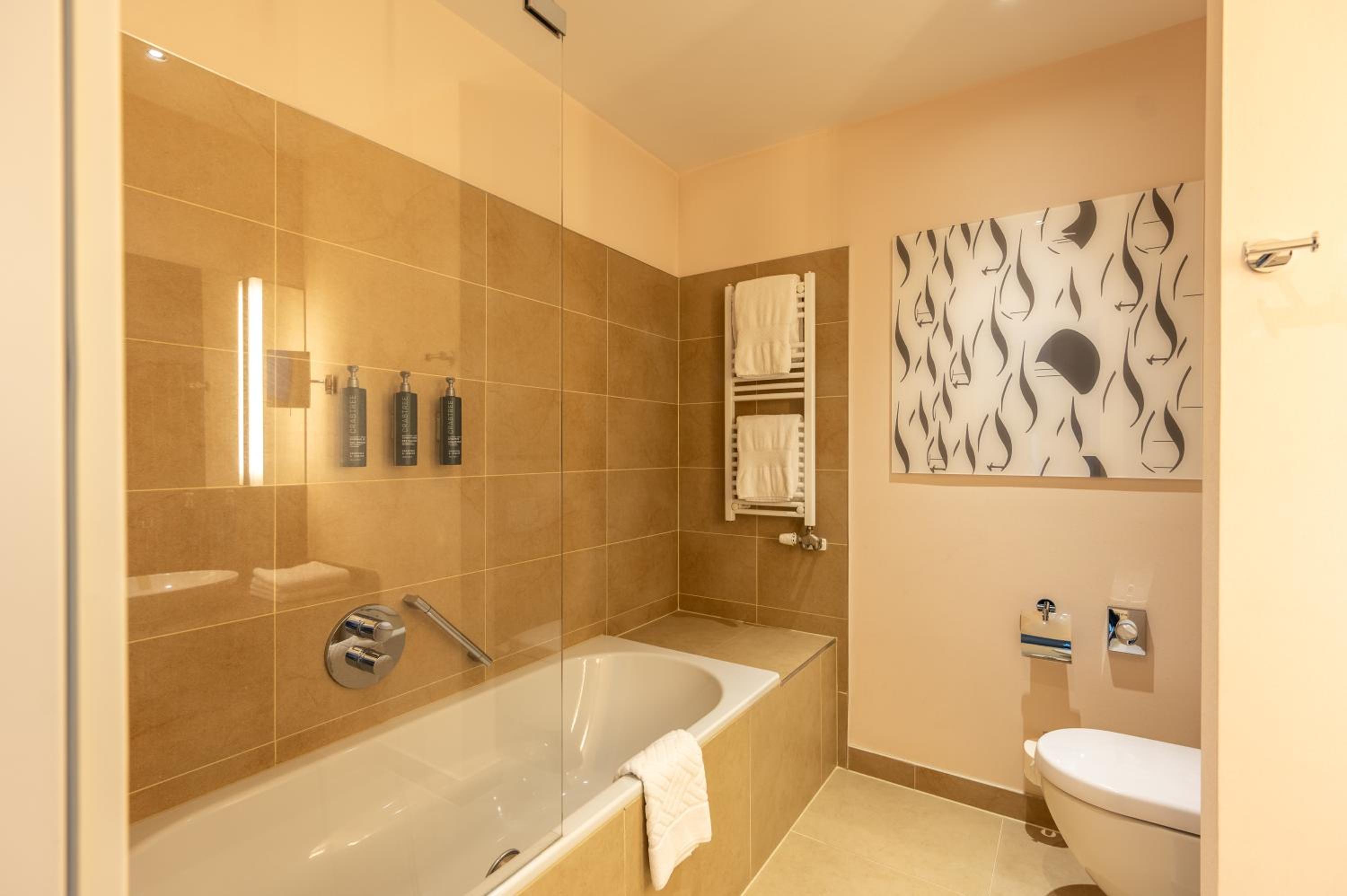 Twin Room - Photo 3