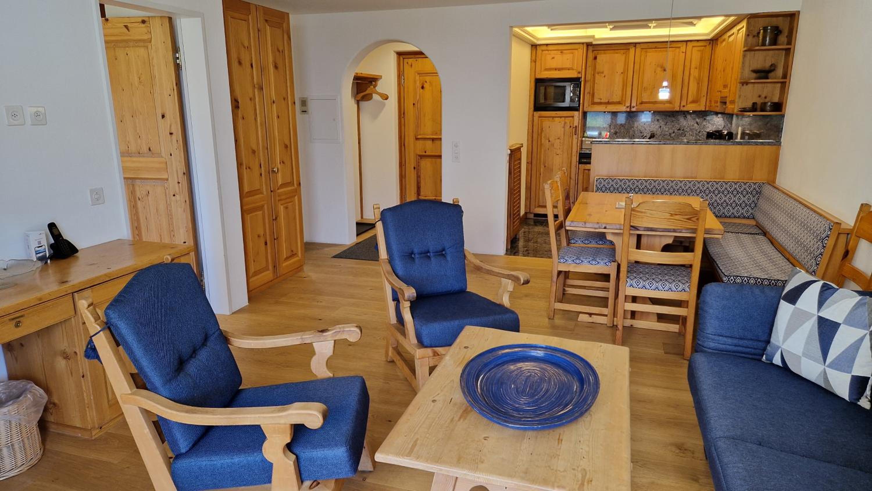 Apartment with Lake View photo 1
