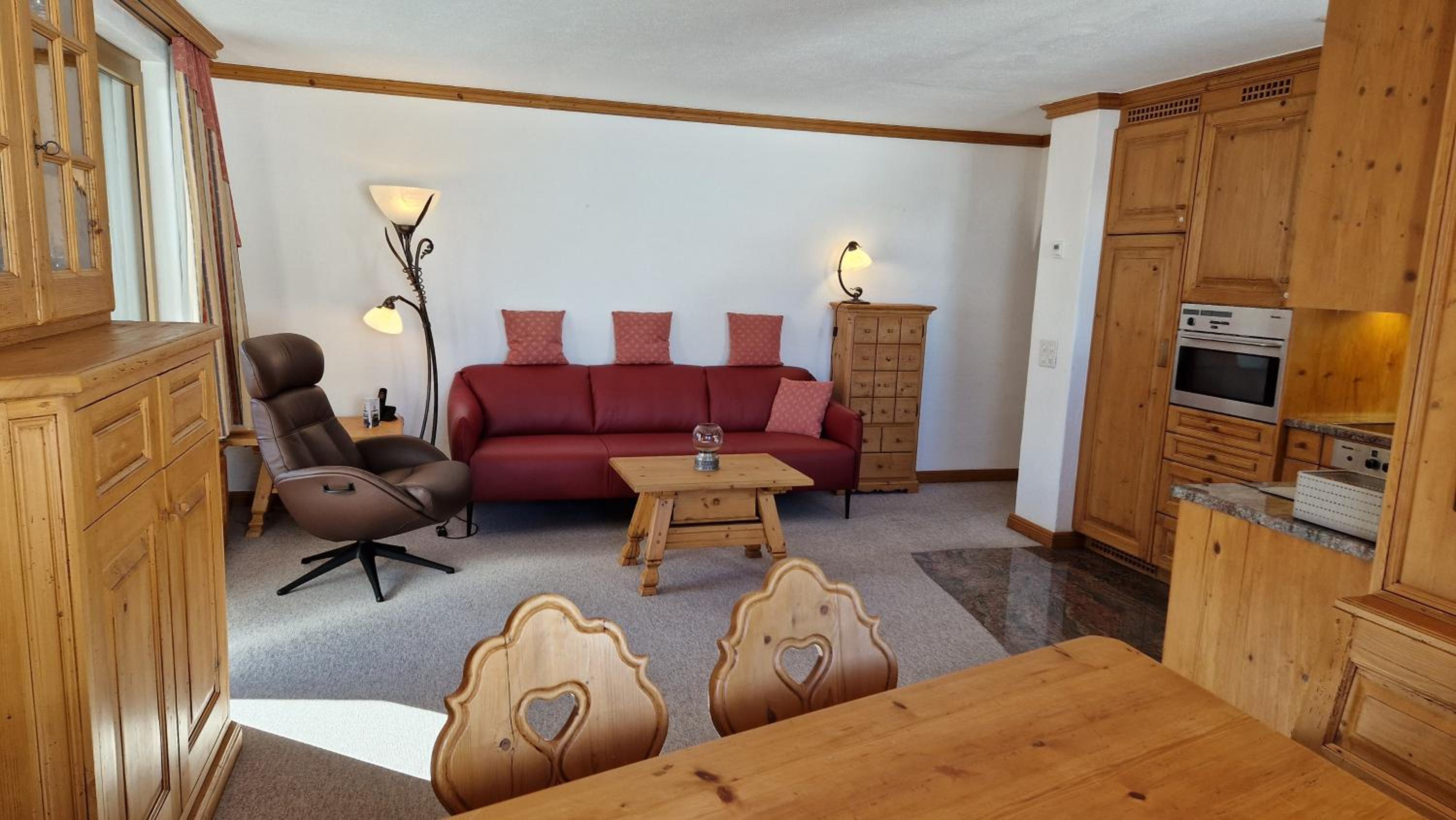 Apartment with Mountain View photo 1