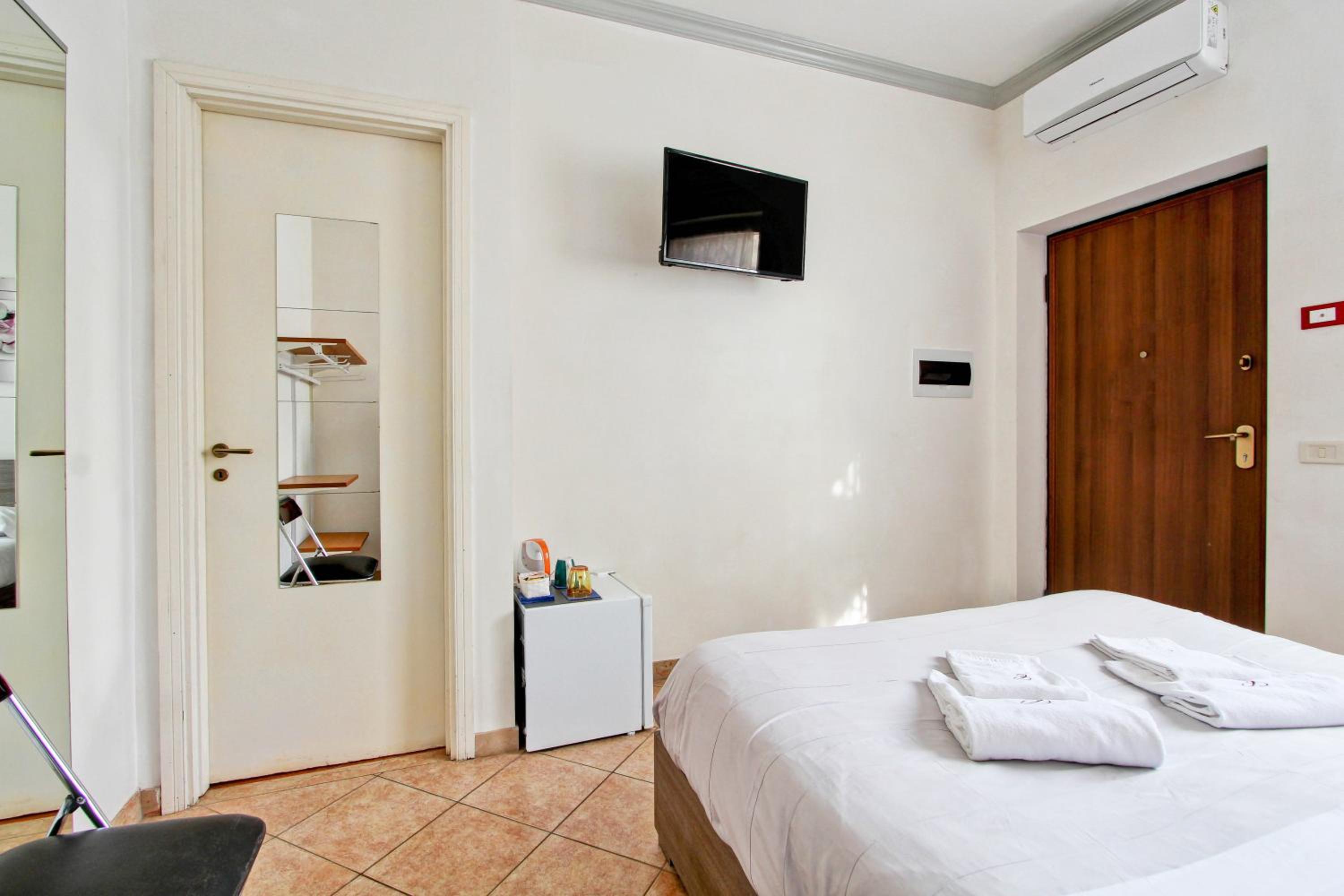 Double Room photo 1