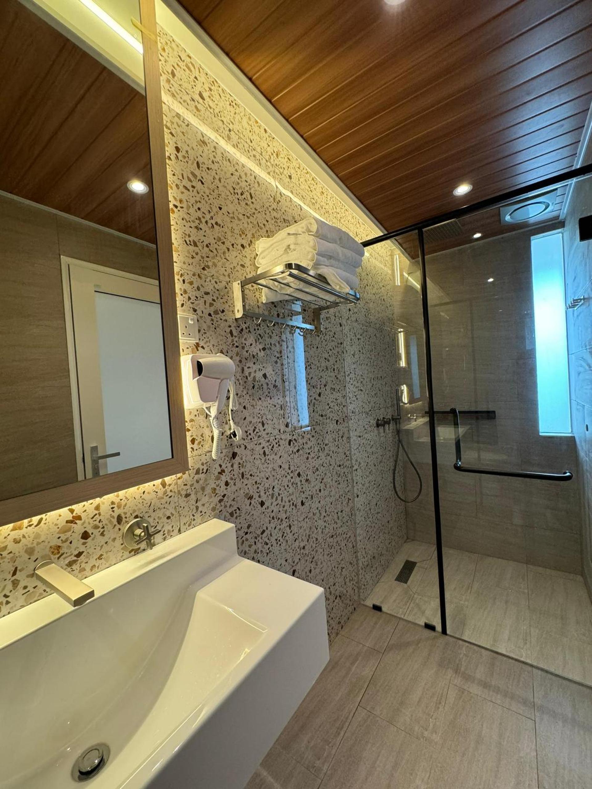 Quadruple Room with Garden View photo 2