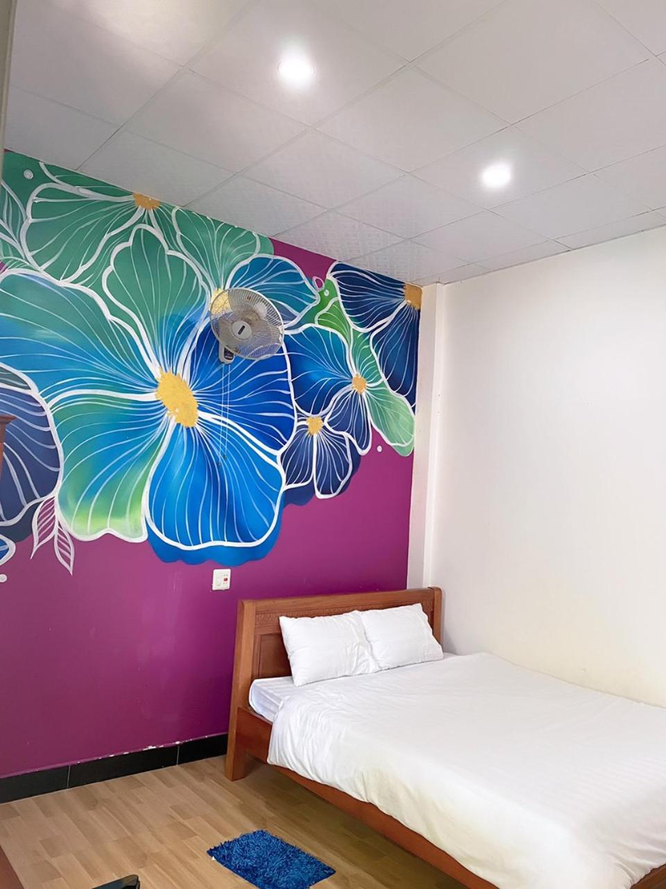 Deluxe Double Room - Photo 9