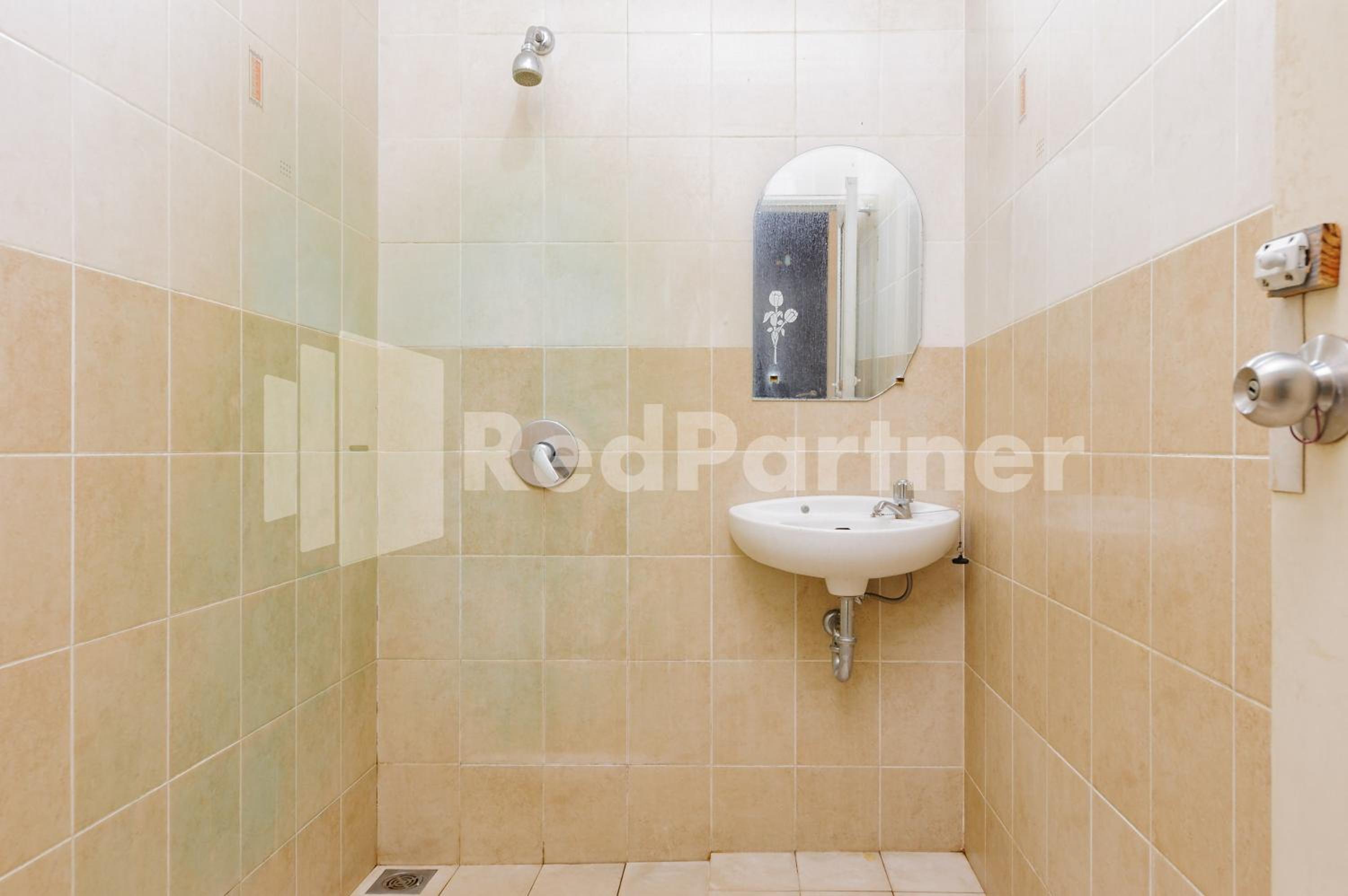 Deluxe Double Room - Photo 8