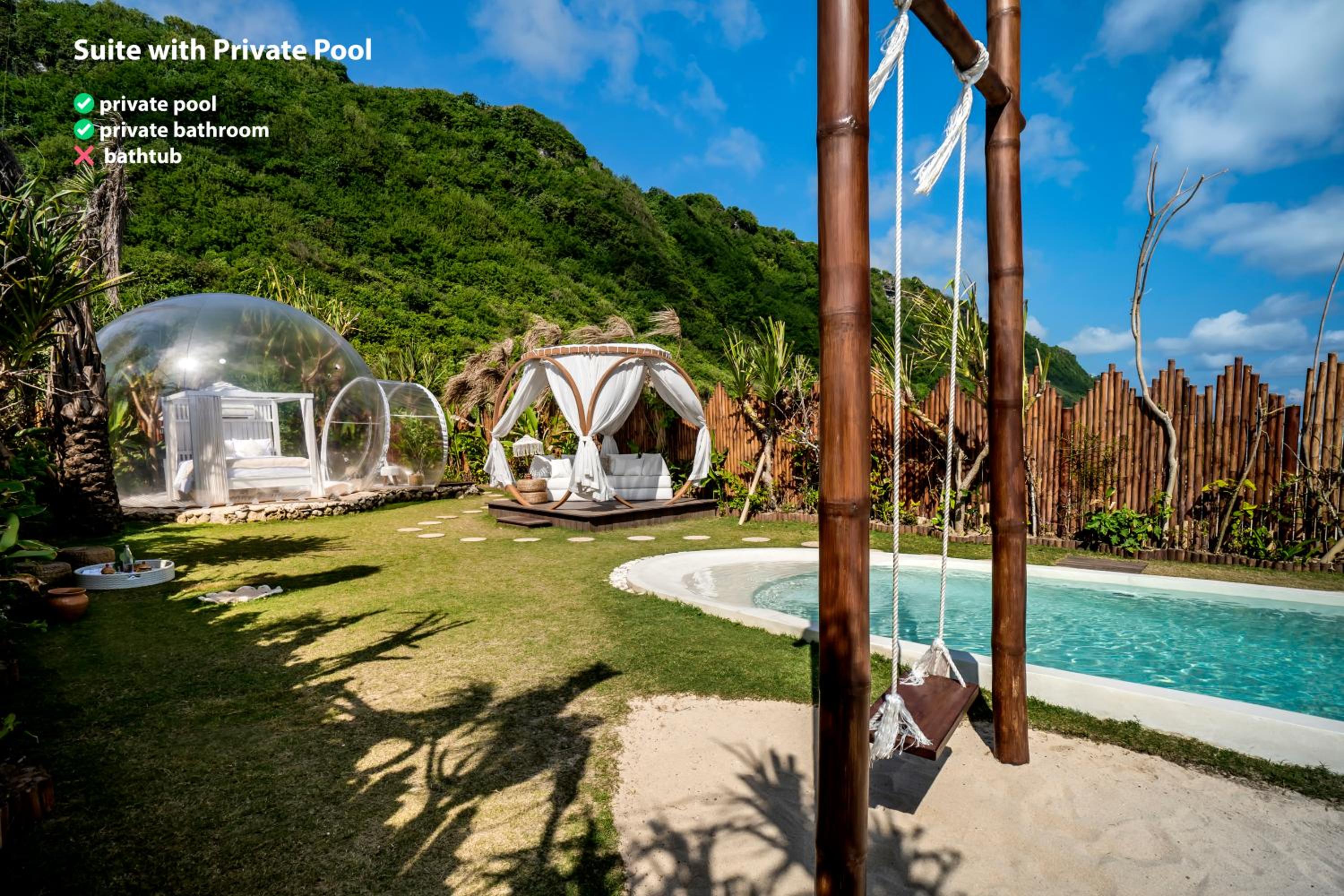 Suite with Private Pool - Photo 22