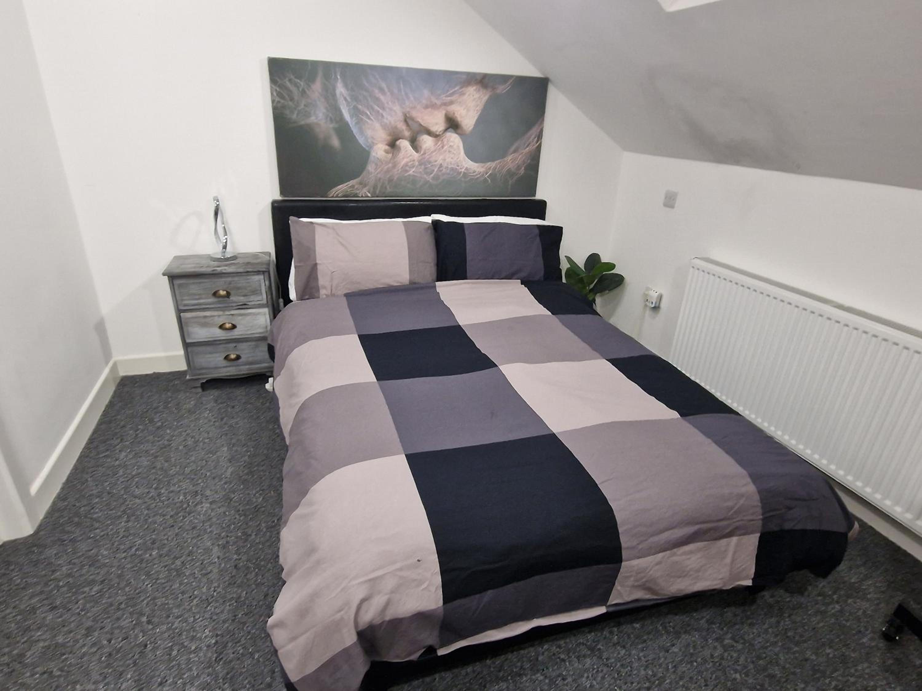Double Room With Private Bathroom photo 1