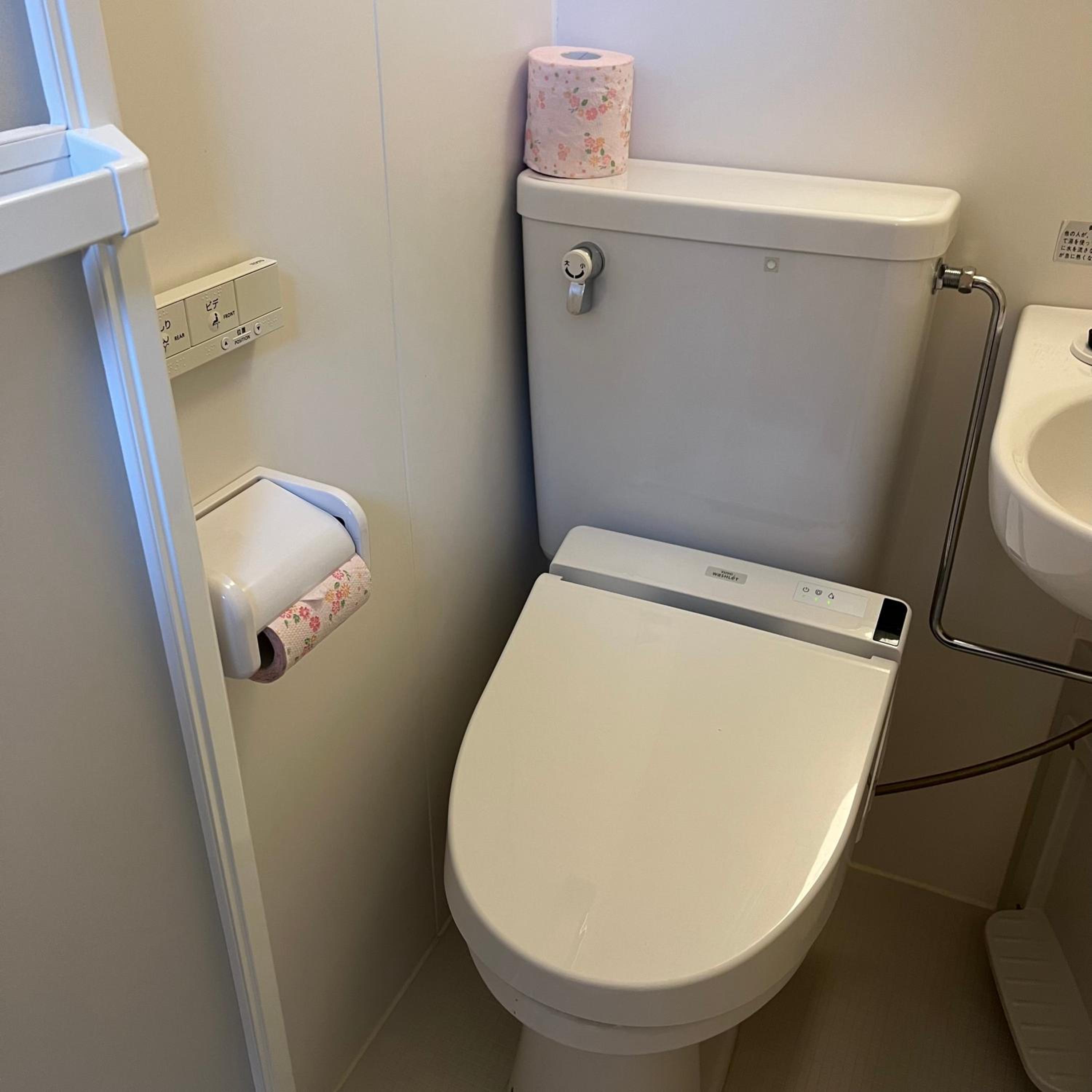 Triple Room with Private Bathroom photo 2