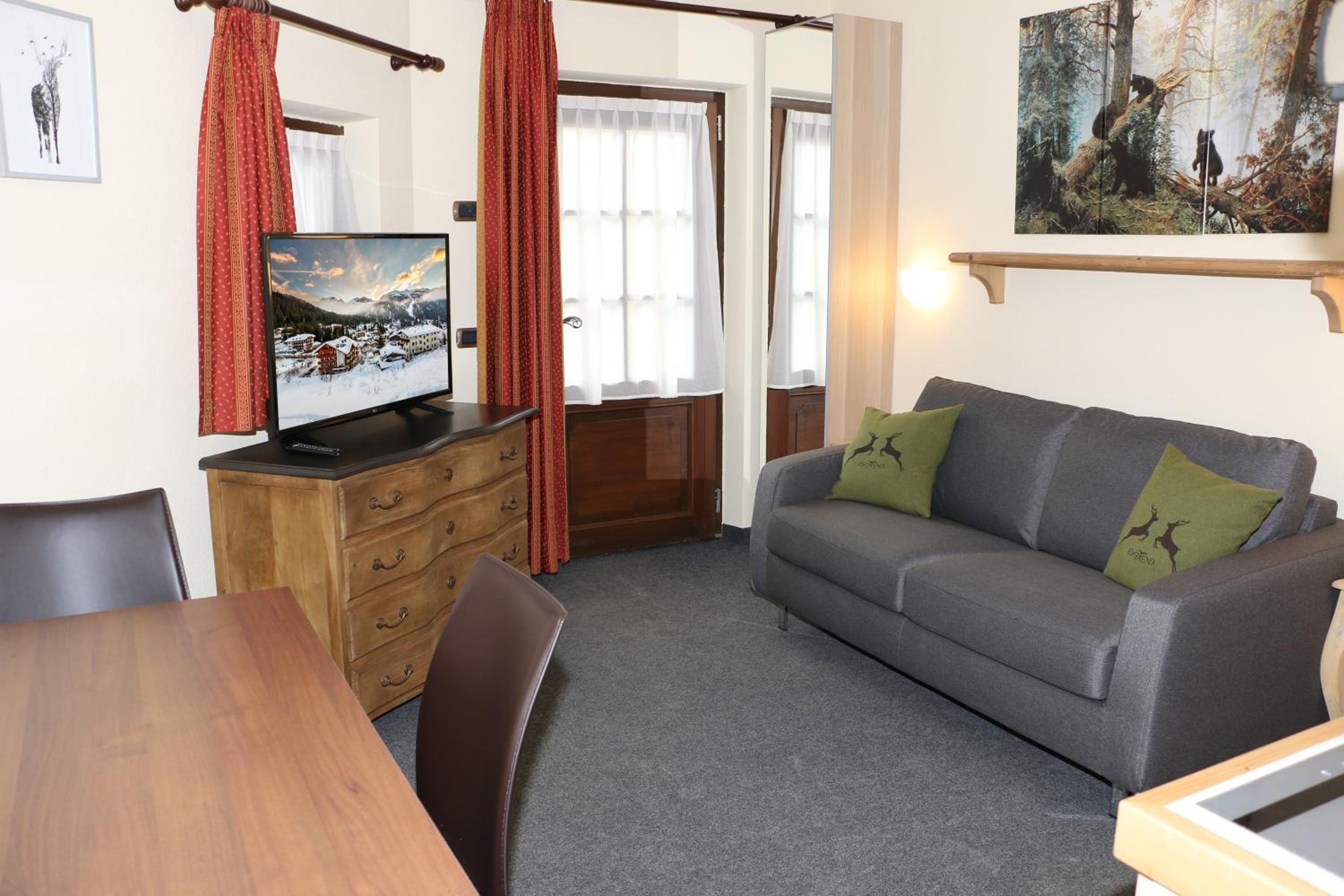 One-Bedroom Apartment (2 Adults) photo 3