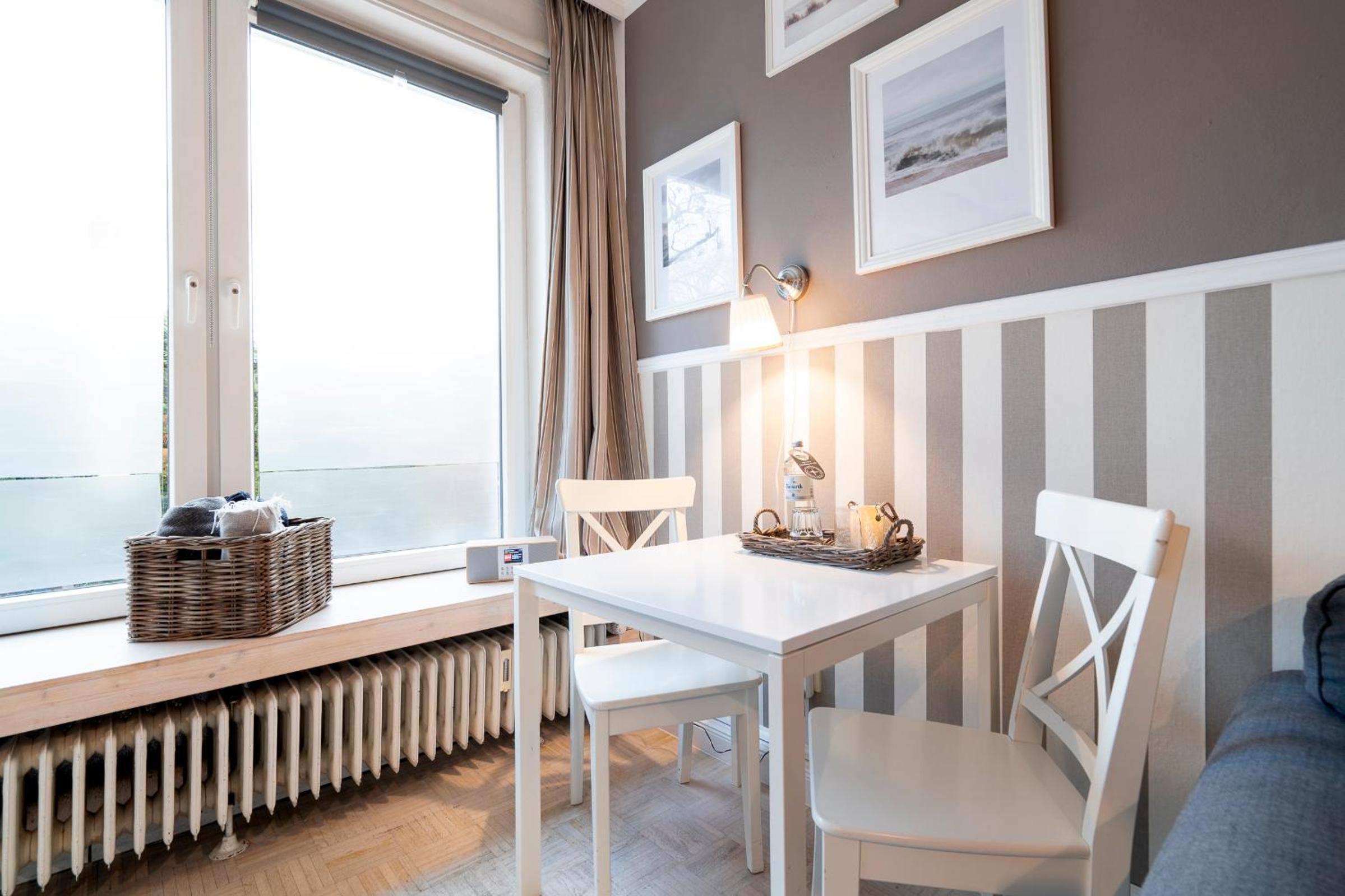 Studio with Terrace - Photo 3