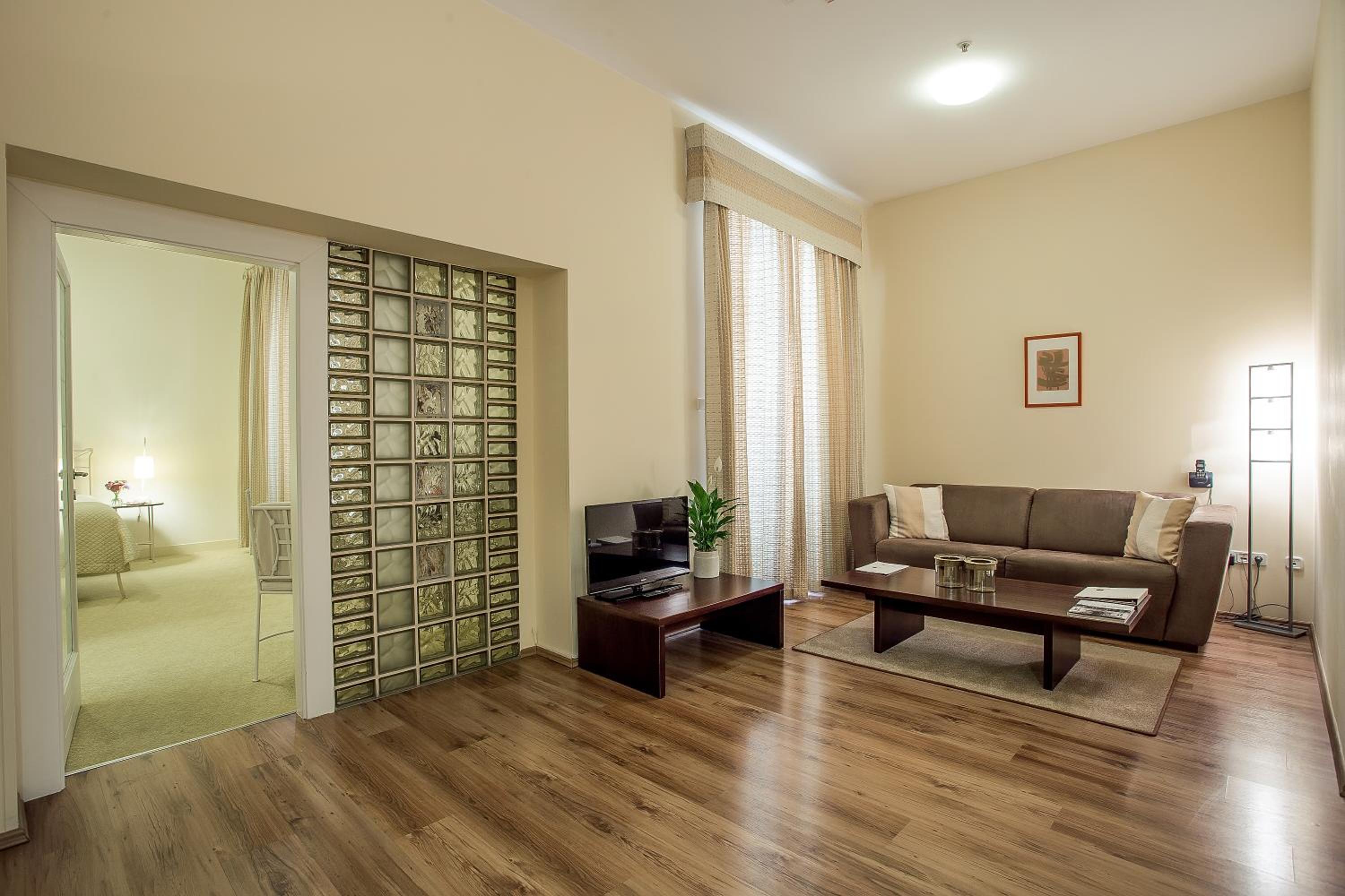 Junior Suite - Photo 1