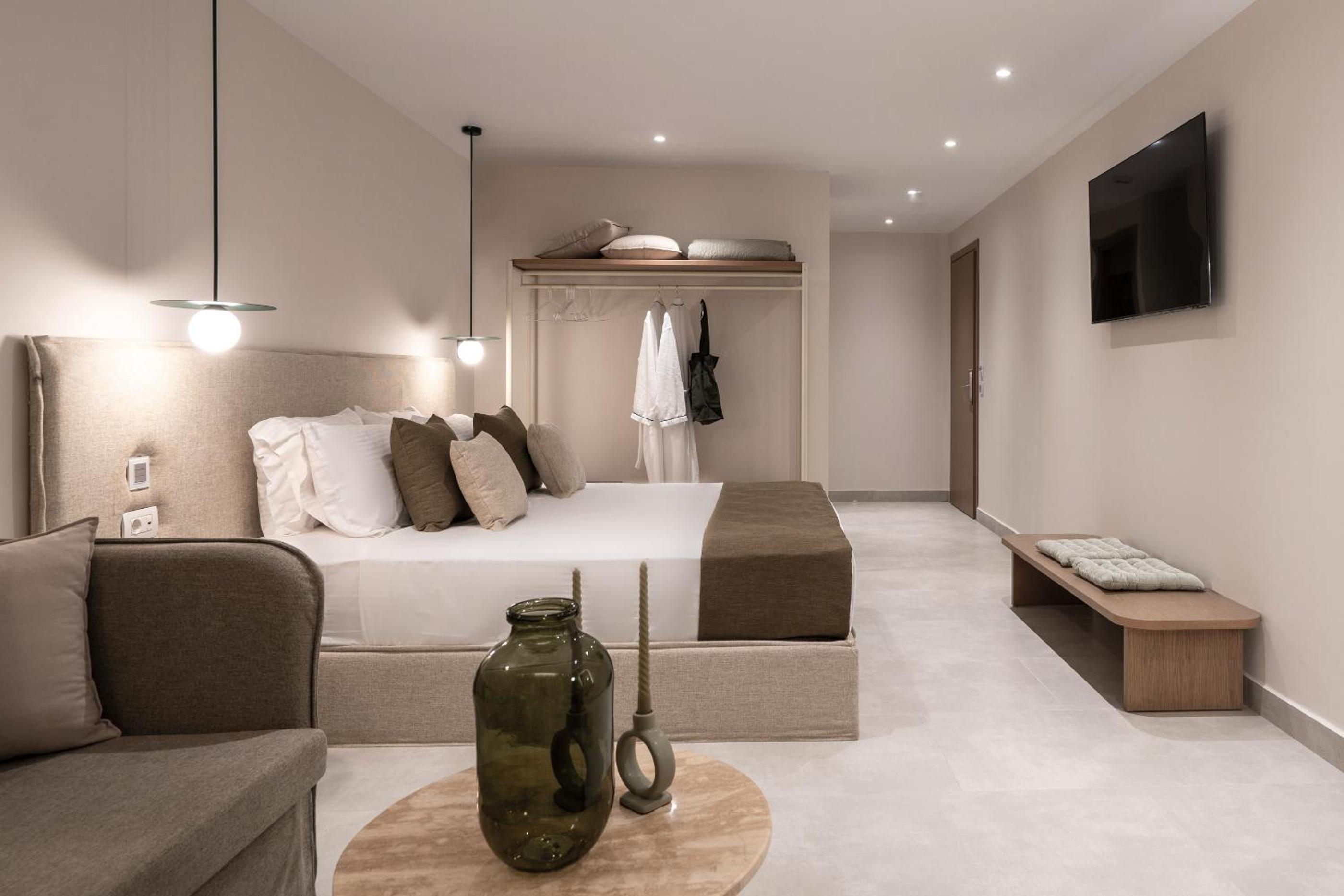 Superior Room - Photo 5