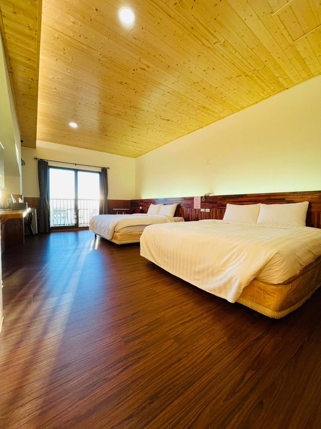 Quadruple Room with Balcony photo 1