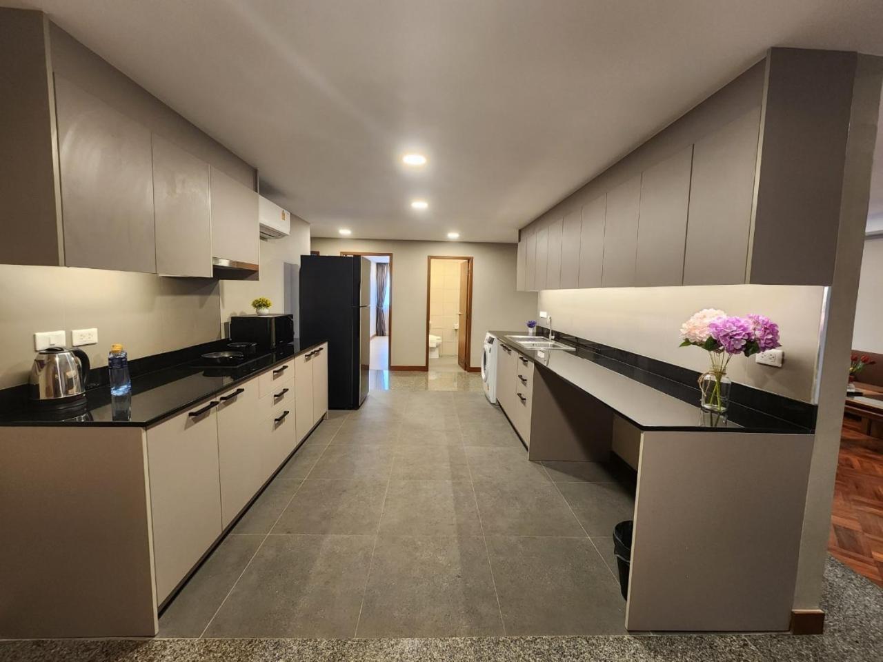 Three-Bedroom Suite photo 2