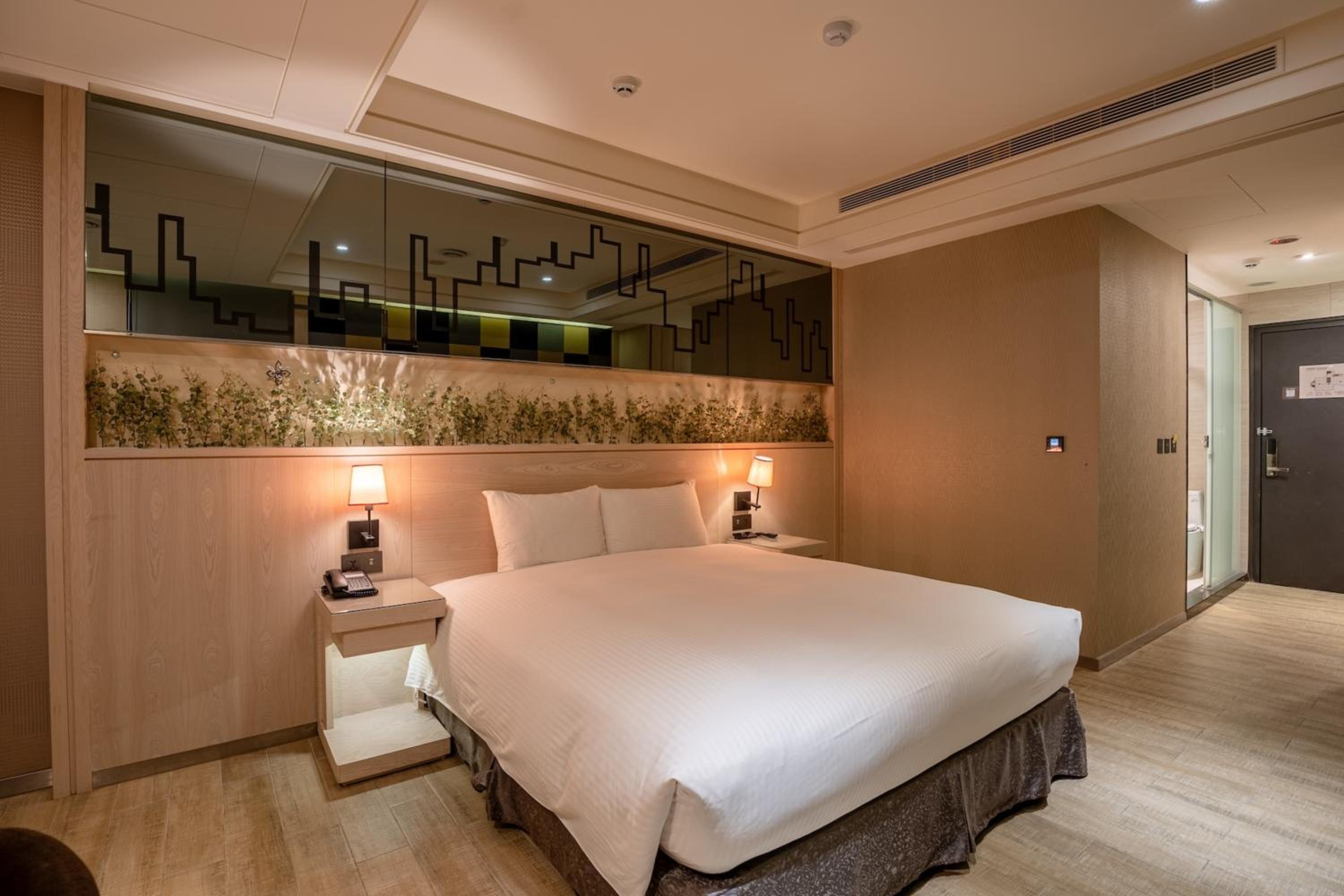 Deluxe Double Room photo 2