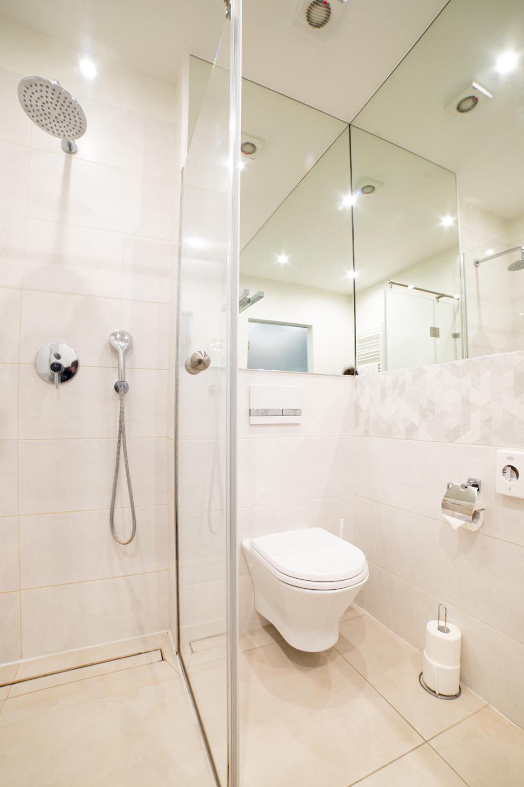 Single Room photo 3