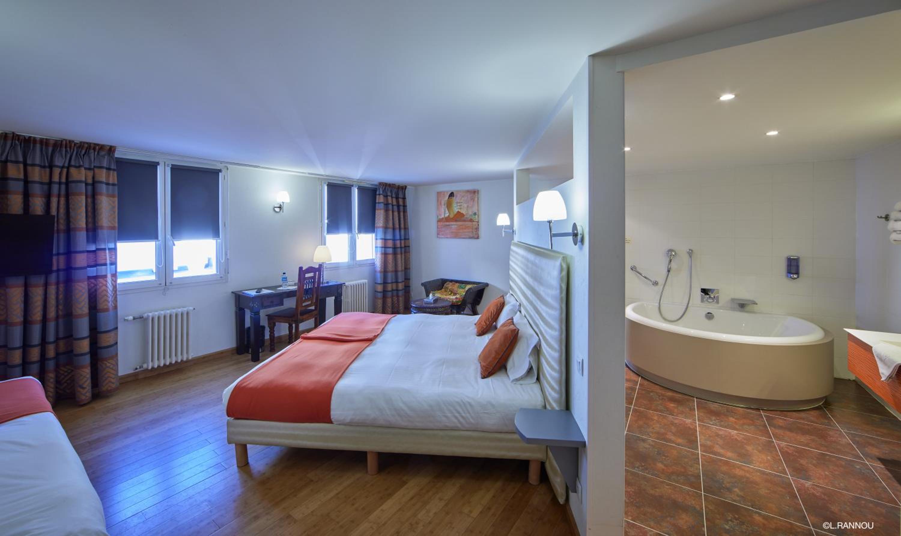 Suite photo 1