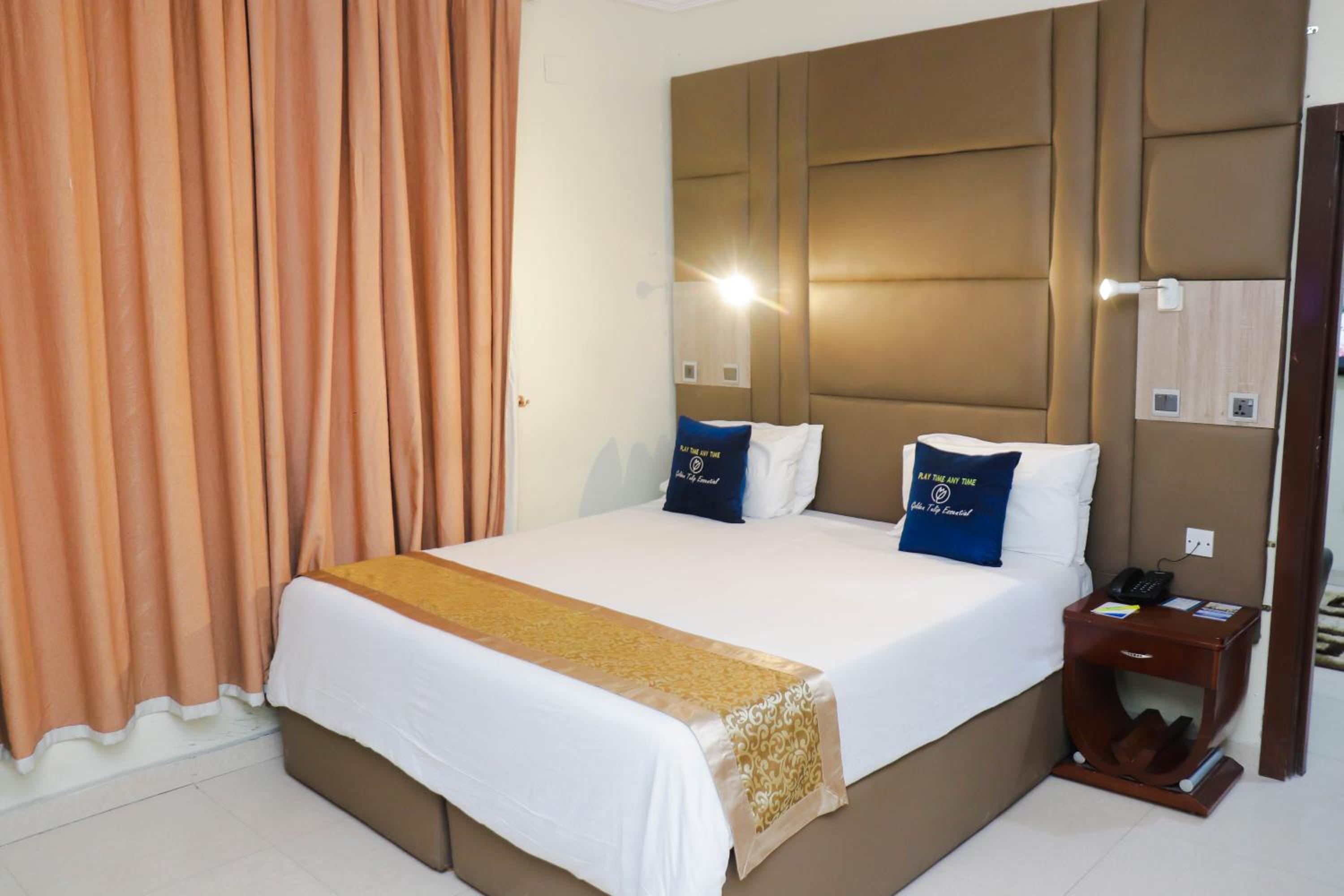 Single Room - Photo 1