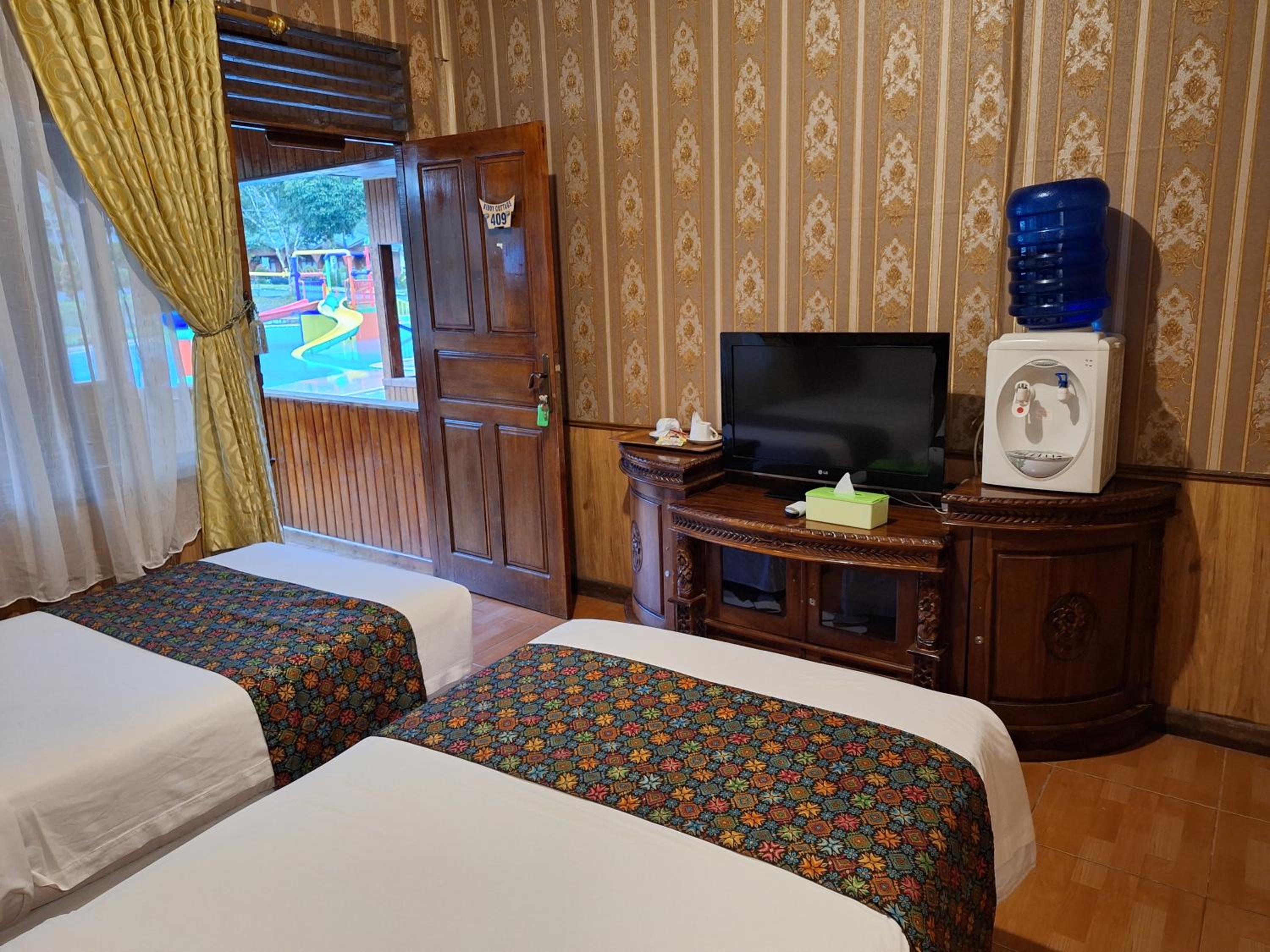 Superior Twin Room photo 2