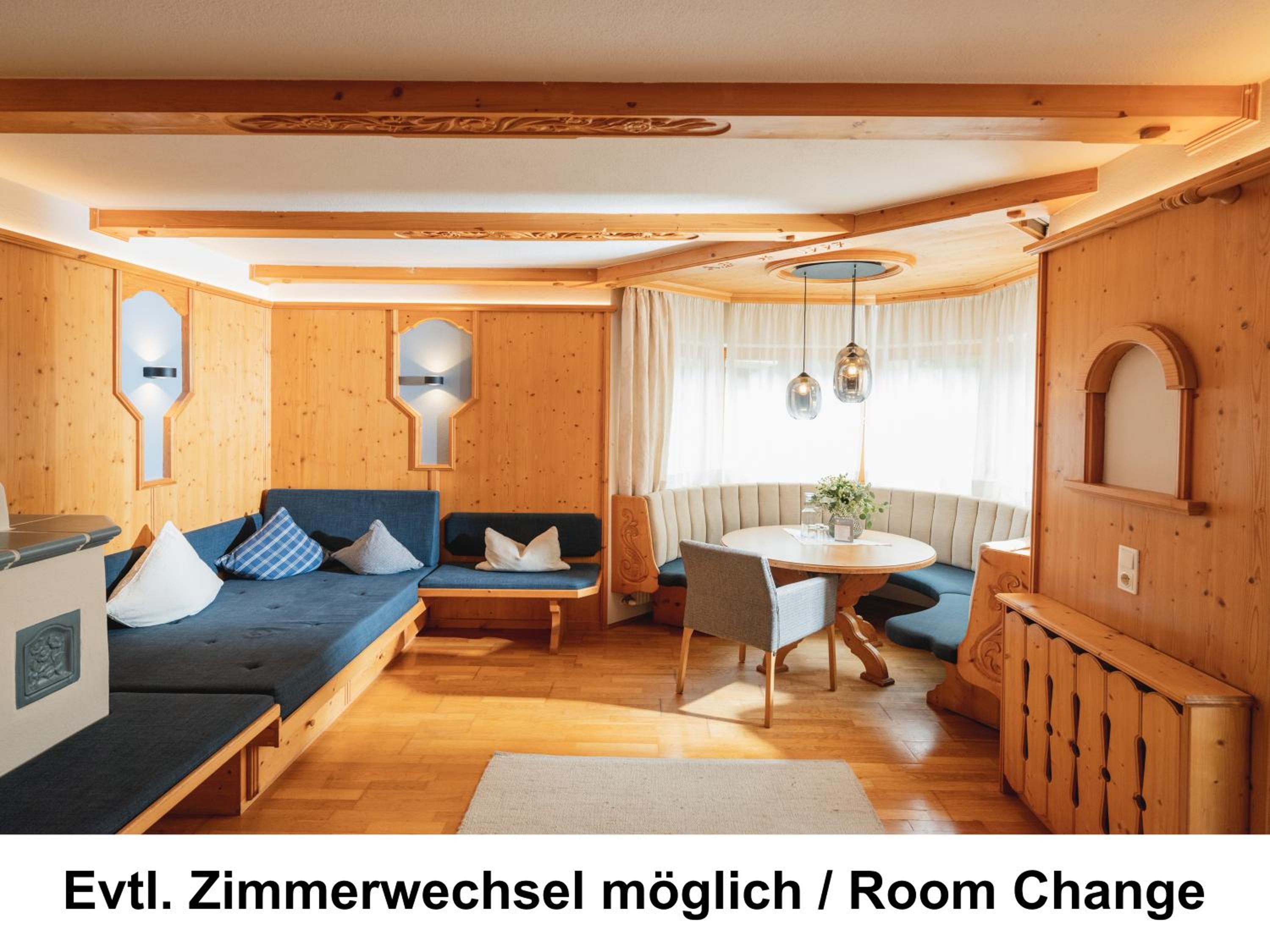 Deluxe Family Room photo 3