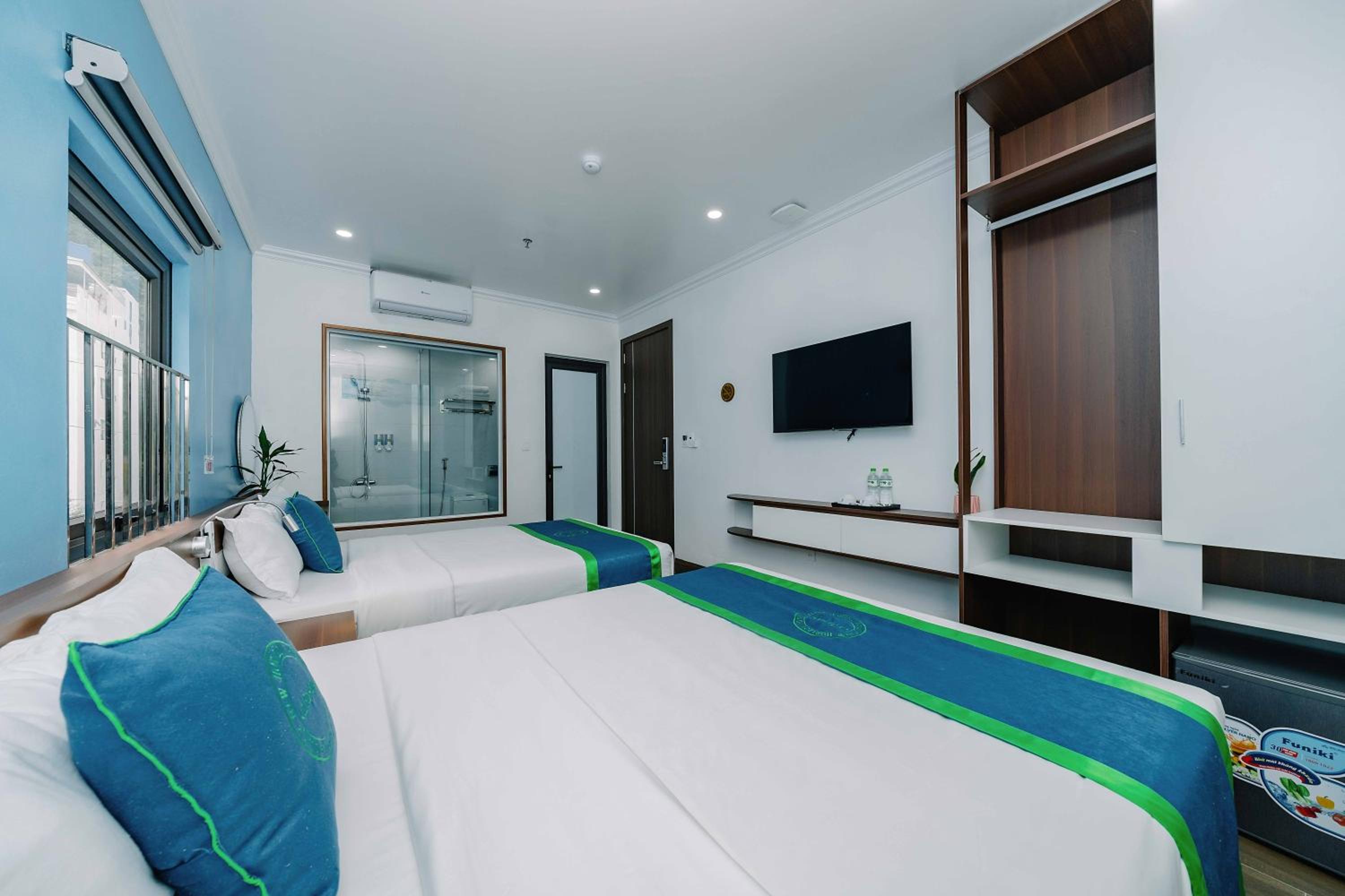 Deluxe Triple Room