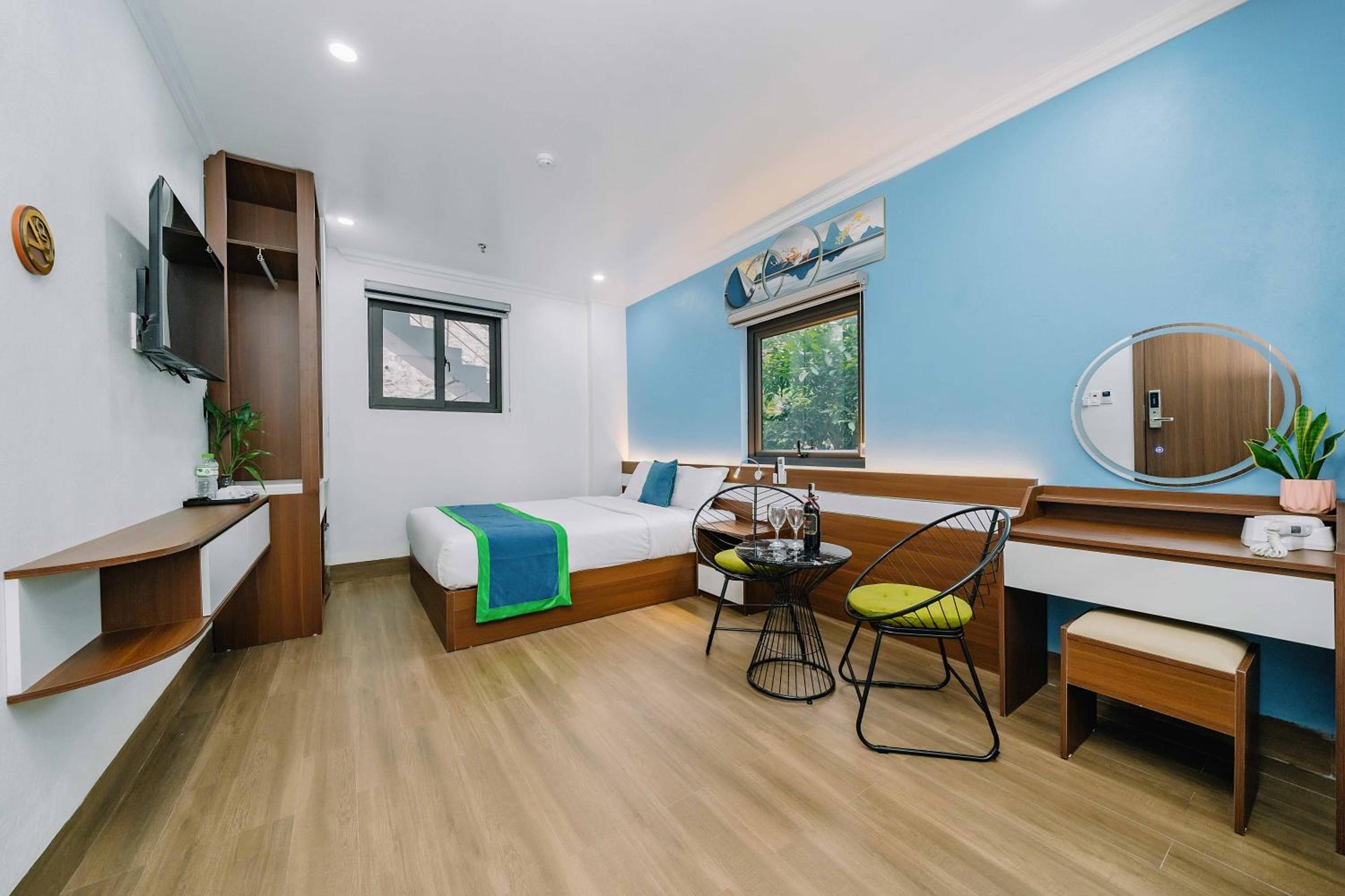Deluxe Room (2 Adults + 1 Child) - Photo 7