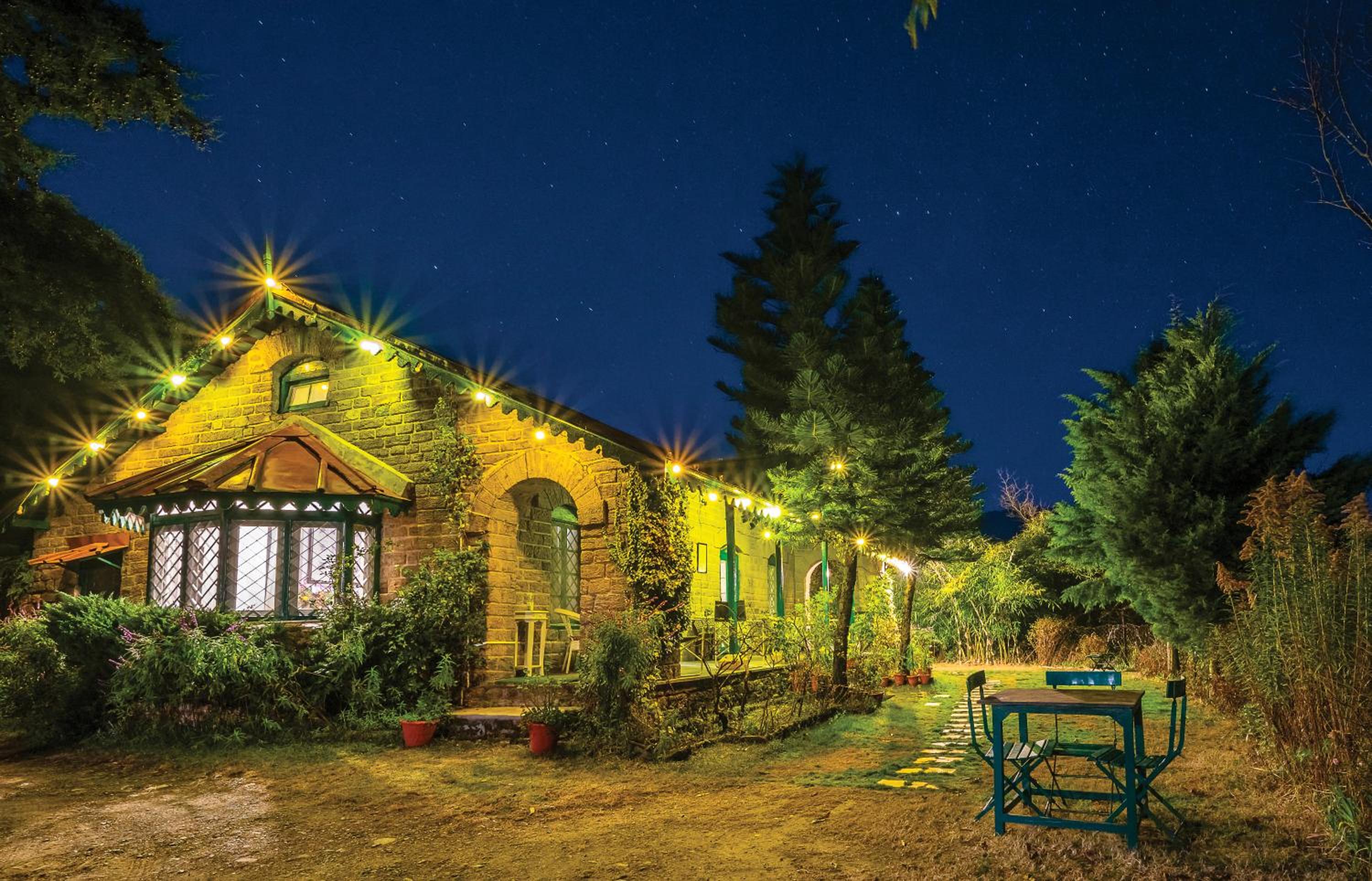 Heritage Comfort - Complimentary Evening Tea, 10% off on Laundry Service photo 3
