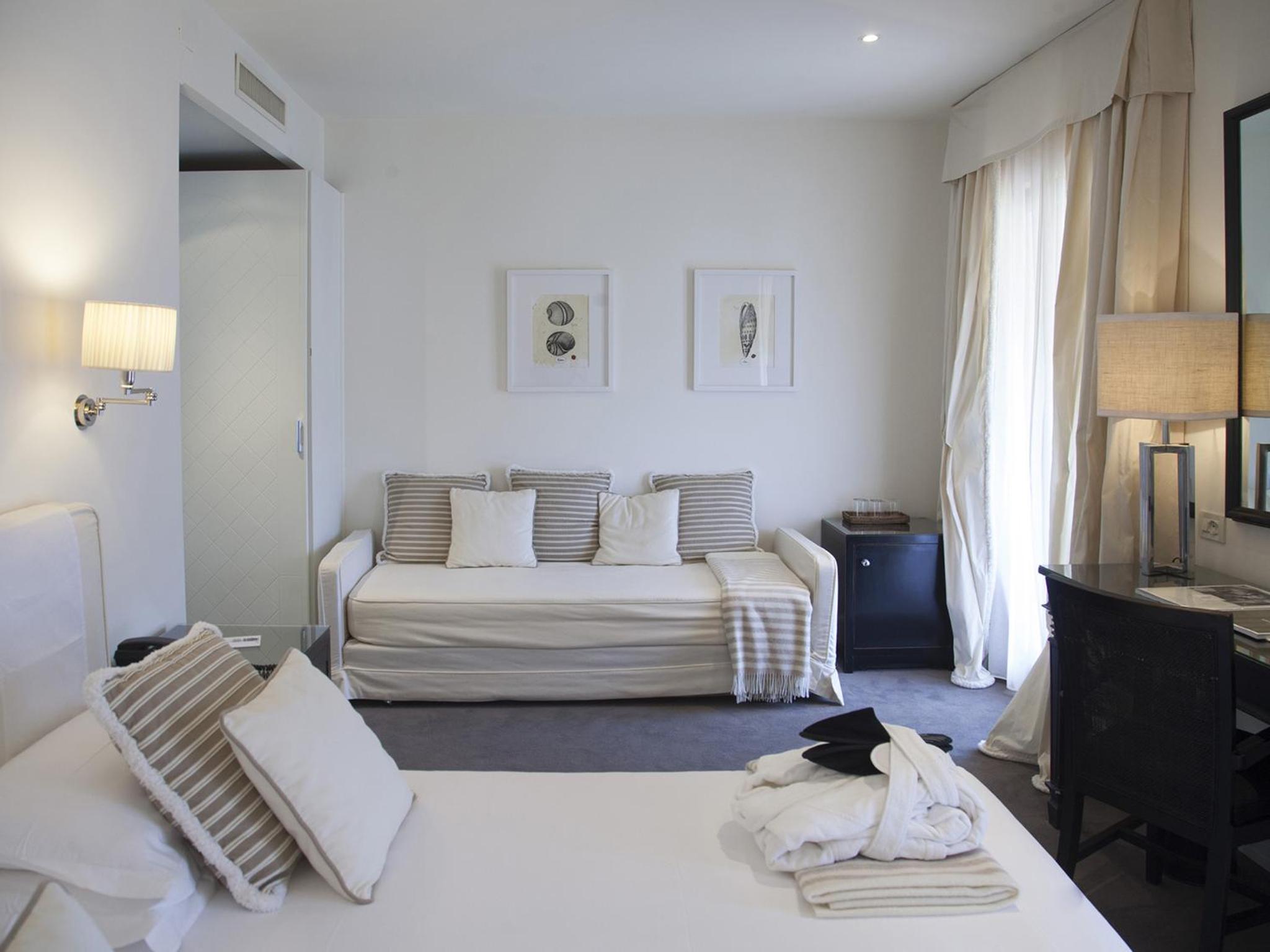 Deluxe Triple Room photo 1