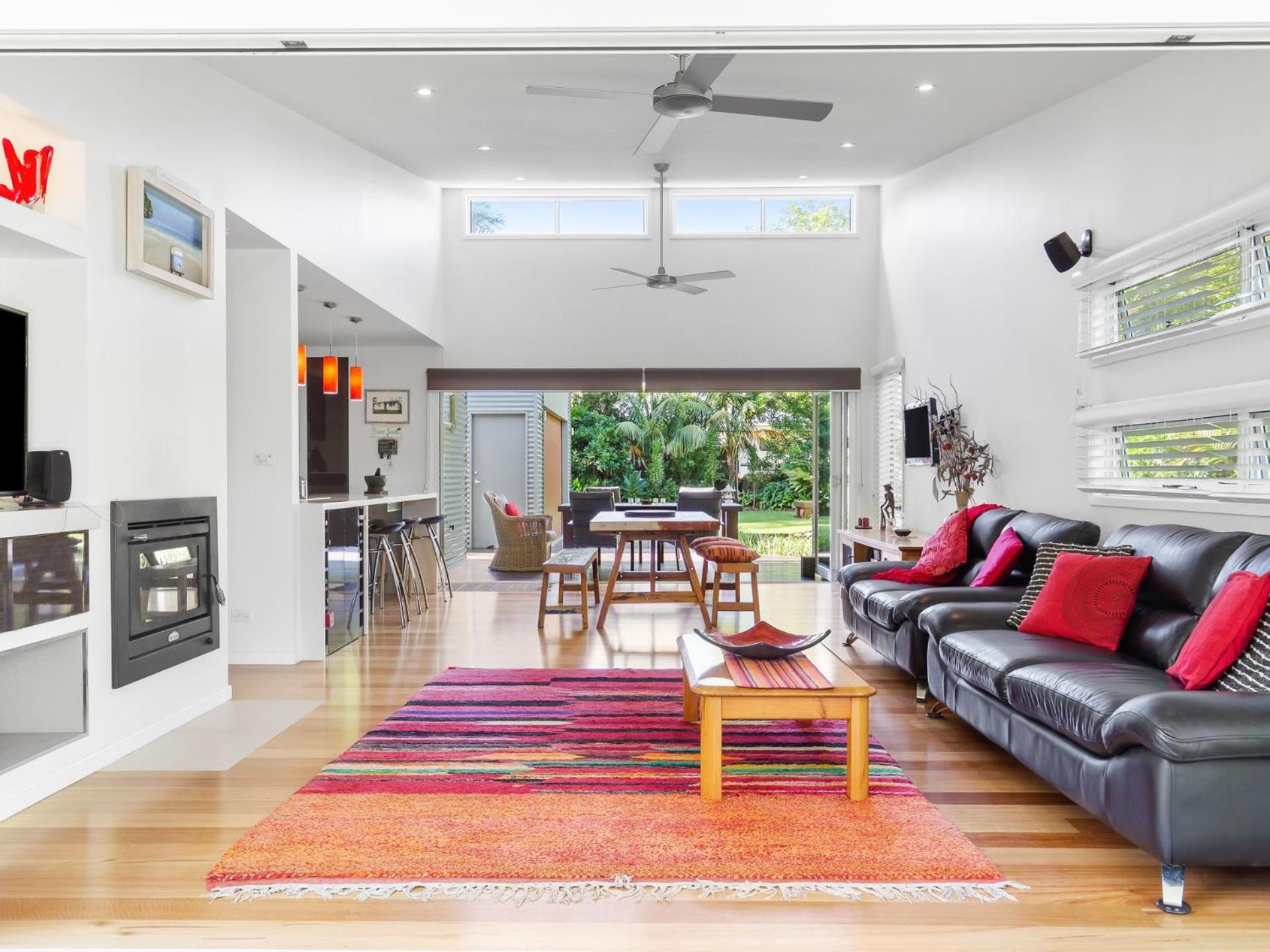 Three-Bedroom House photo 1