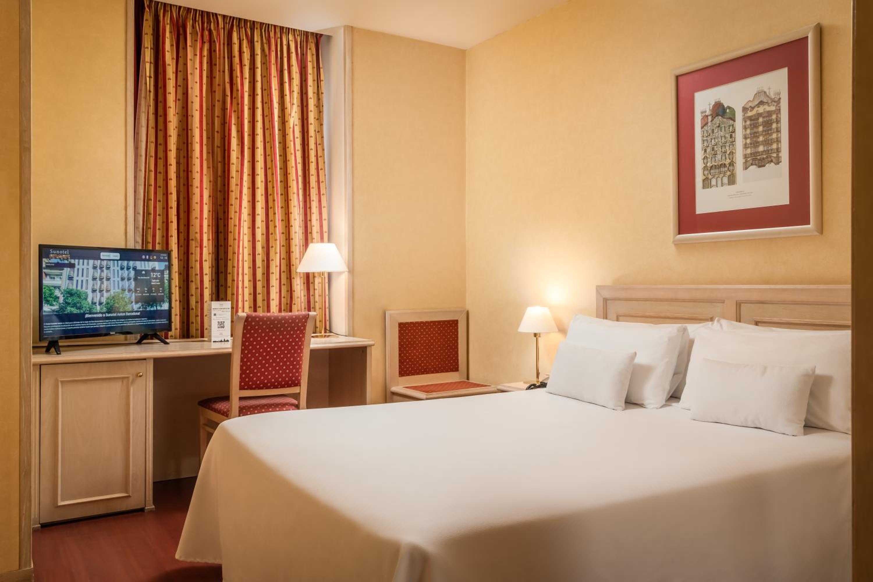 Economy Double Room photo 2