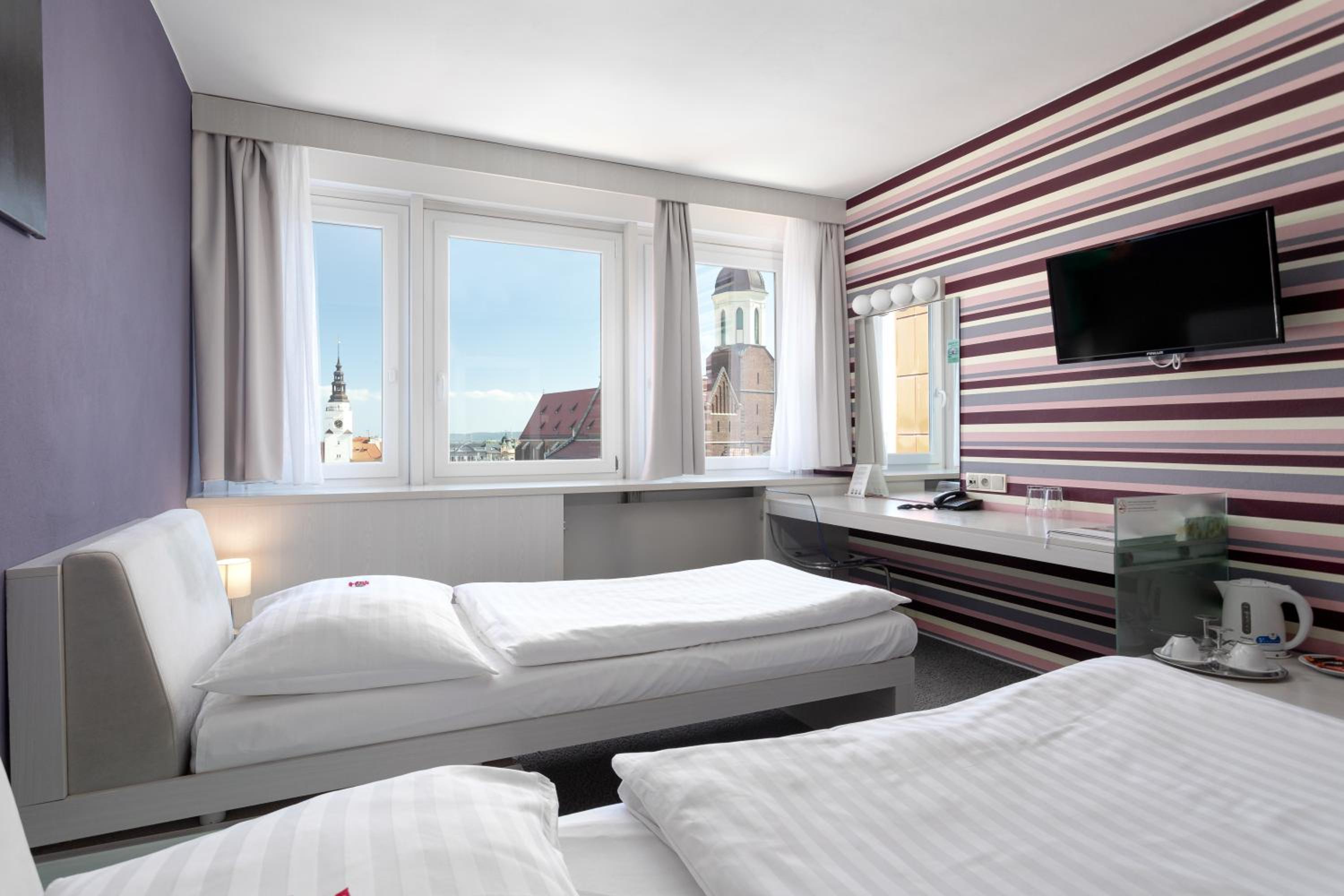 Deluxe Twin Room - Photo 1
