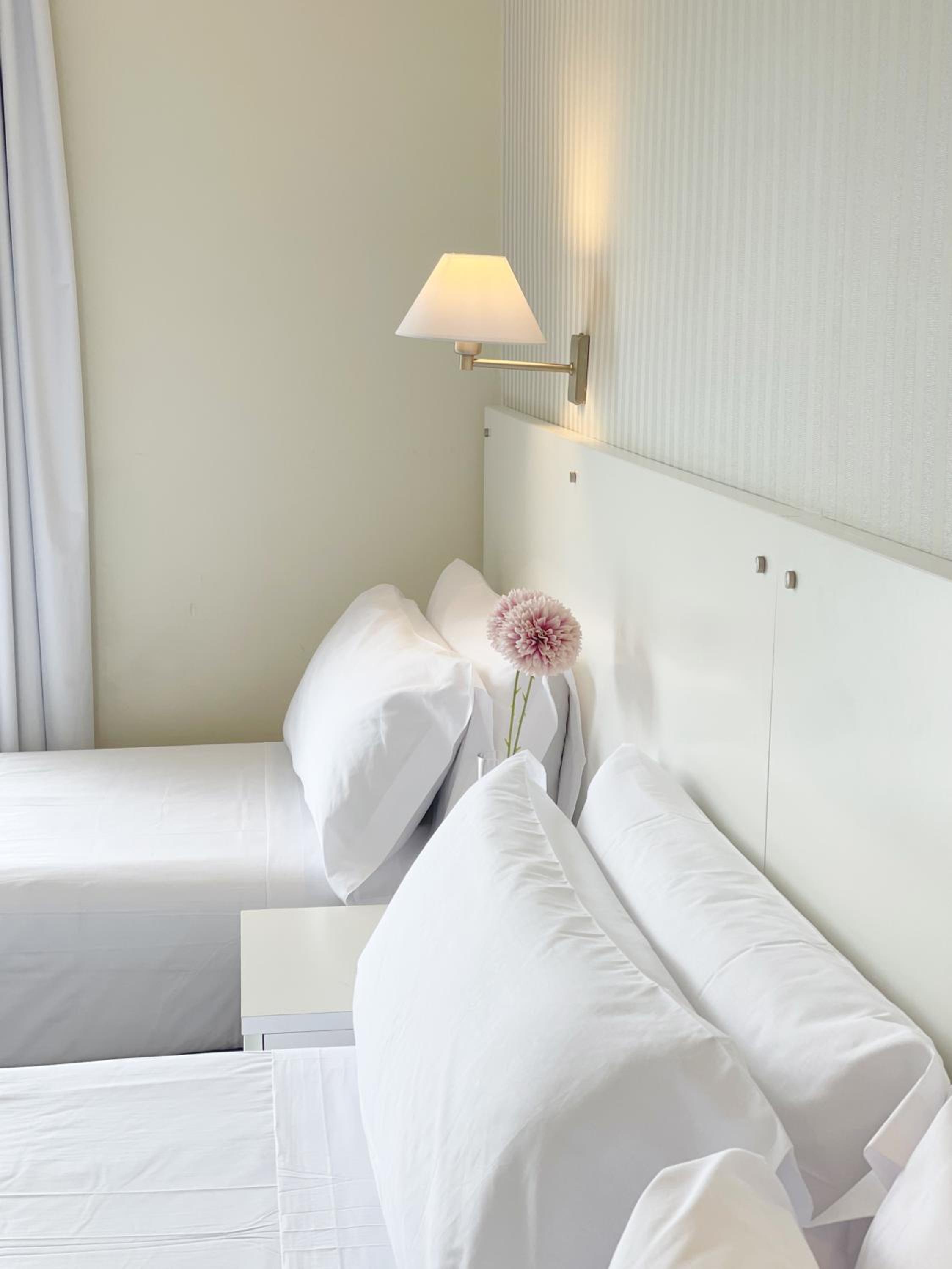Triple Room - Photo 16