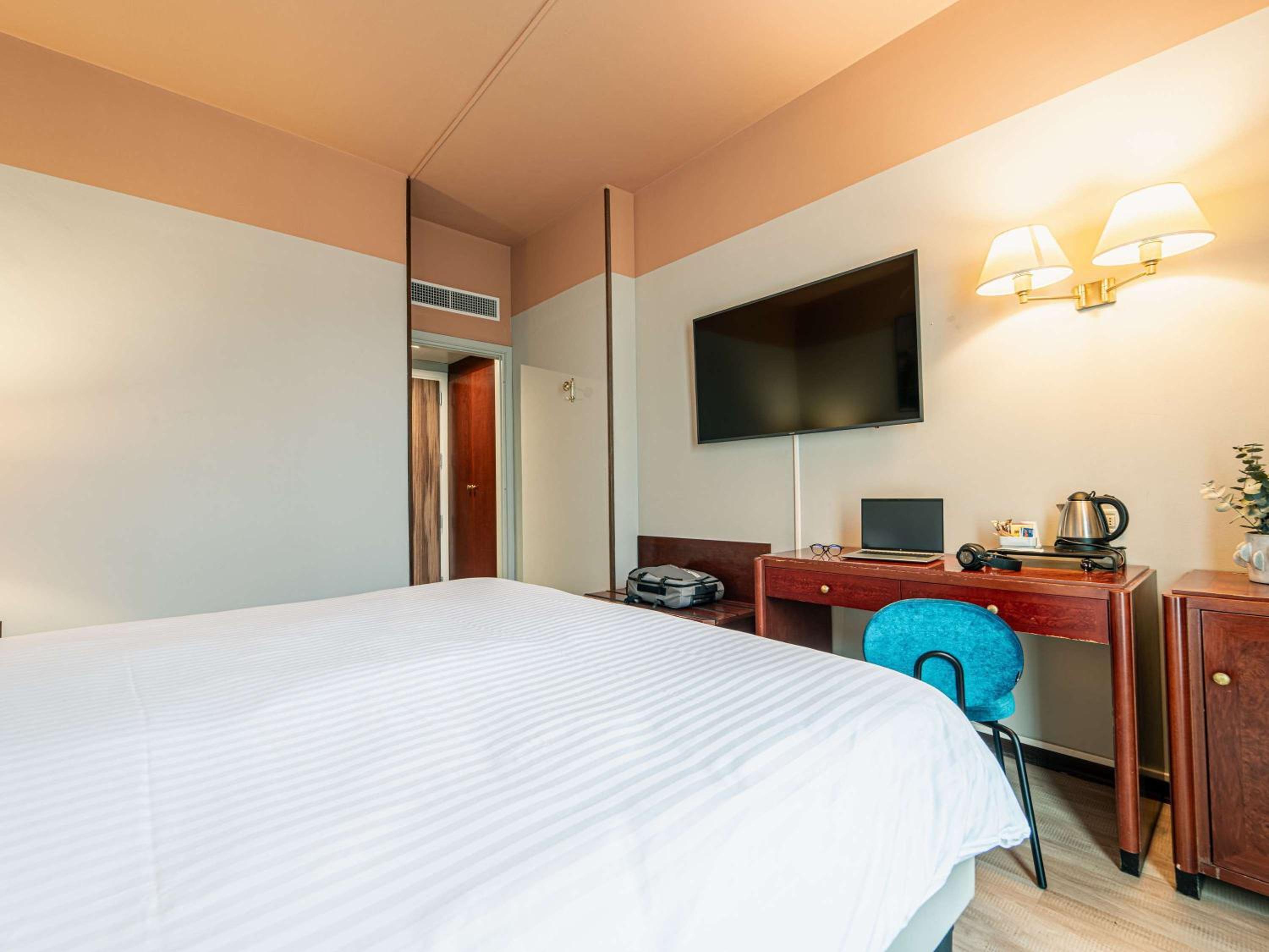 Classic Double Room