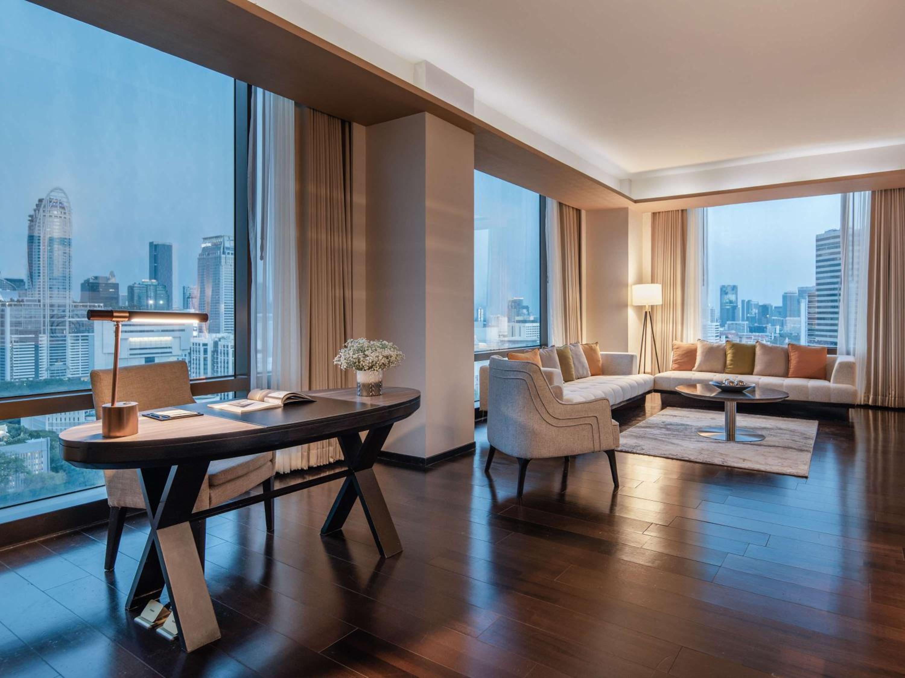 Two-Bedroom Suite with Piano Club Privilege