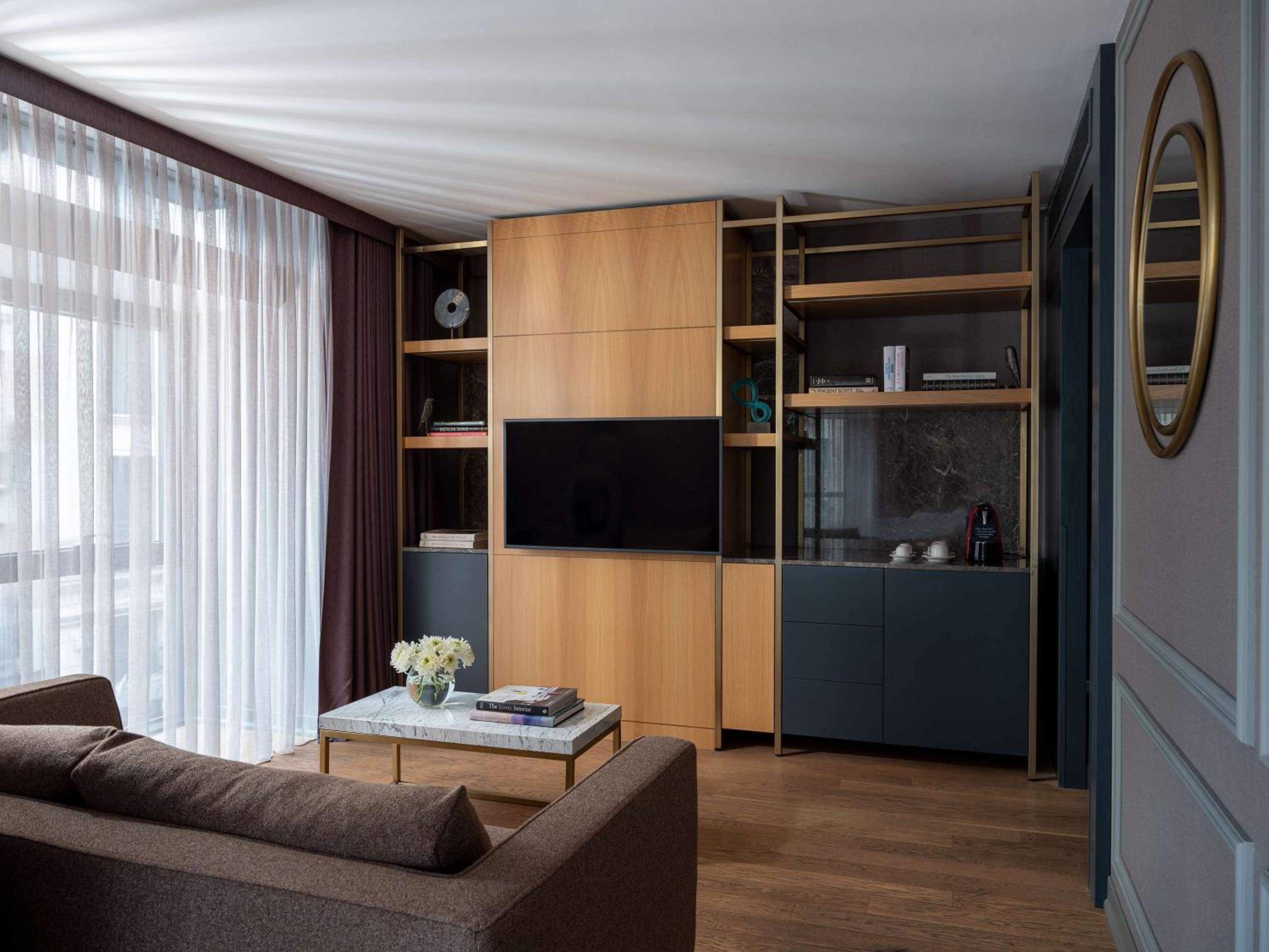 Junior King Suite with Club Millesime Access