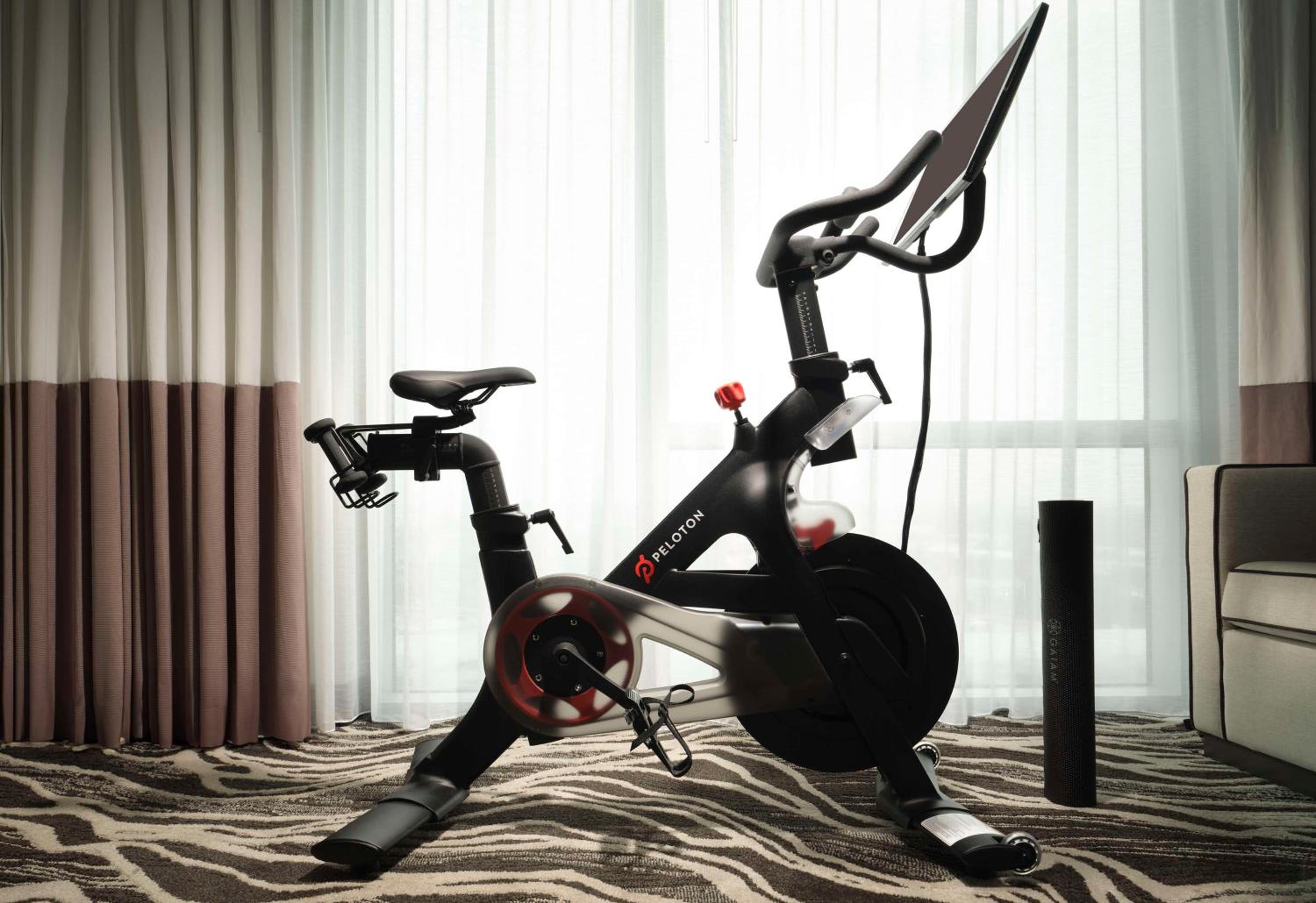 King Room with Peloton Bike - Photo 3
