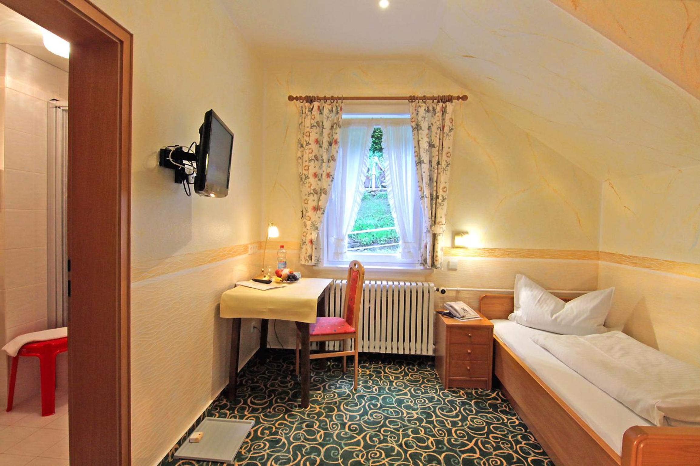 Economy Single Room photo 2