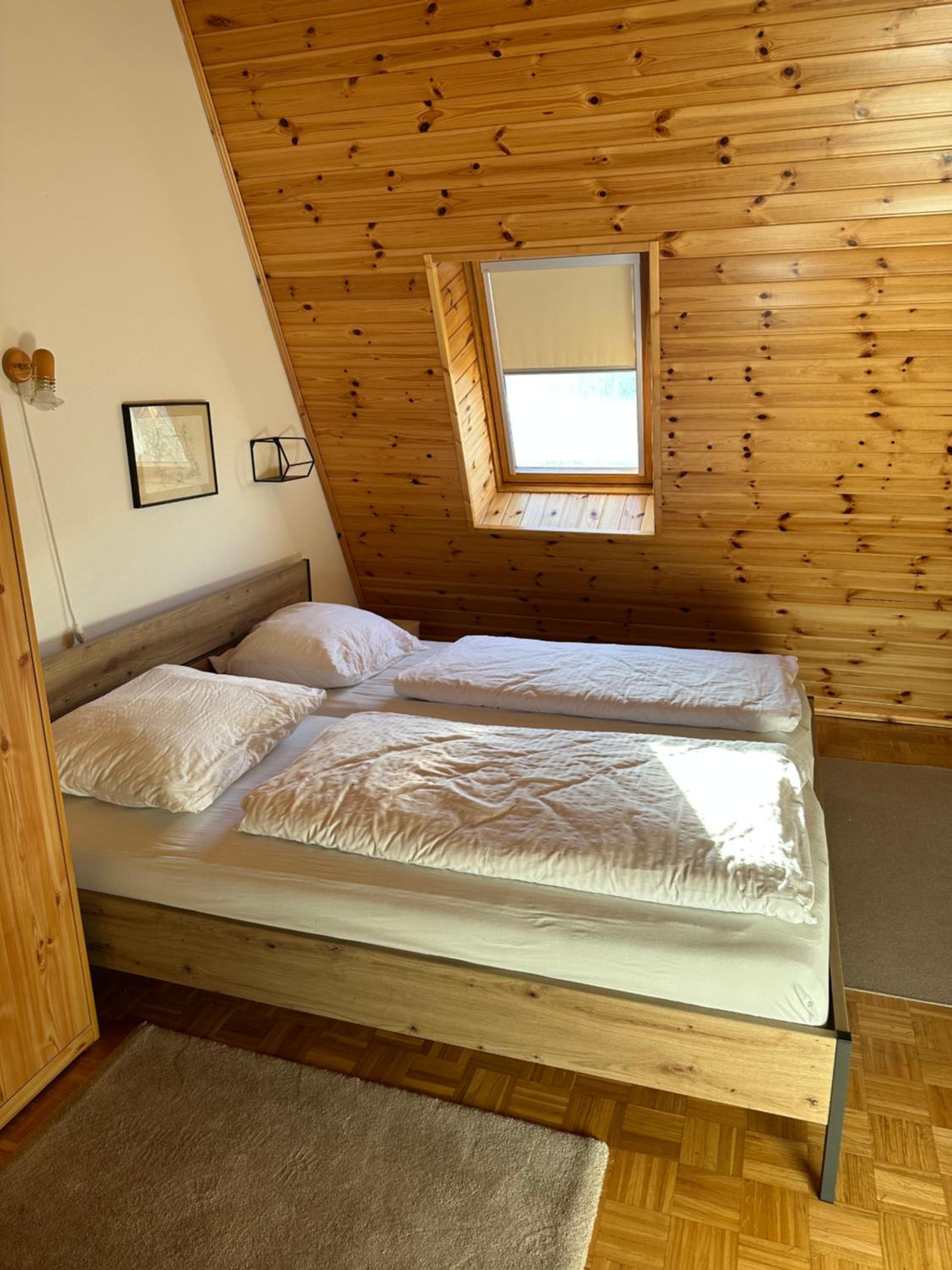 One-Bedroom Apartment (4 Adults) photo 2