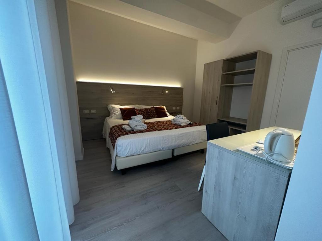 Deluxe Double Room with Extra Bed