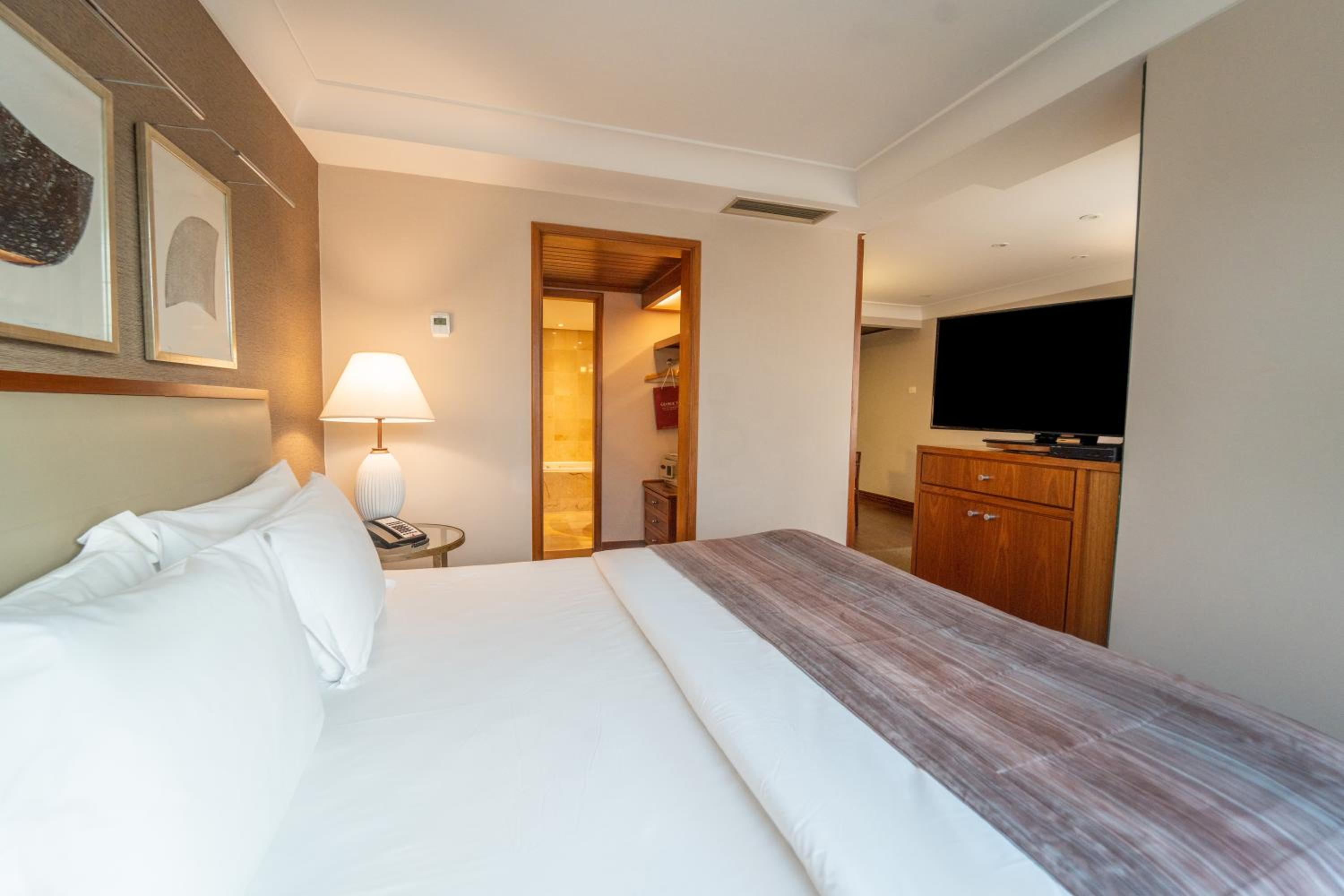 Luxury Double Suite