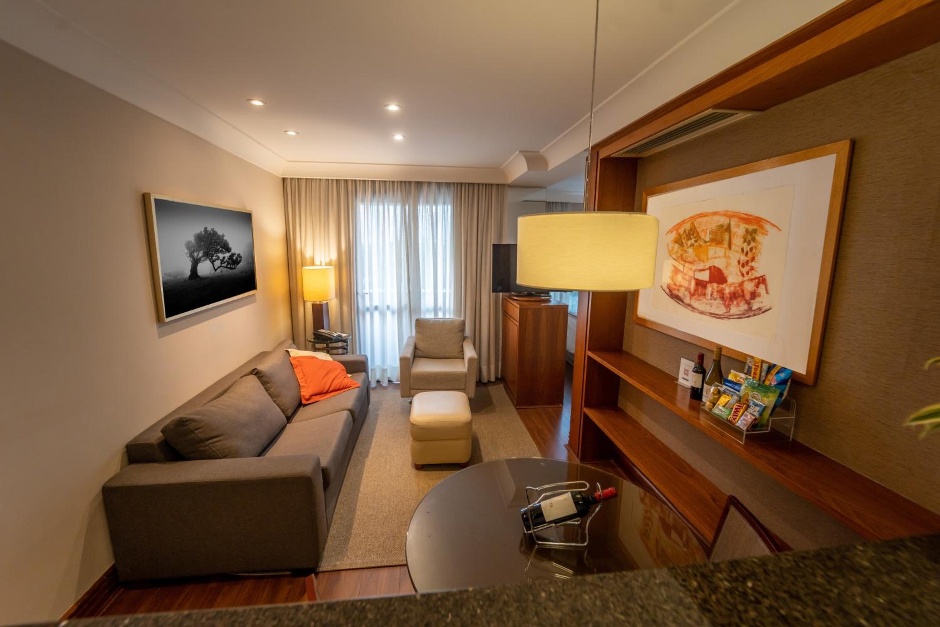 Luxury Double Suite thumbnail 6