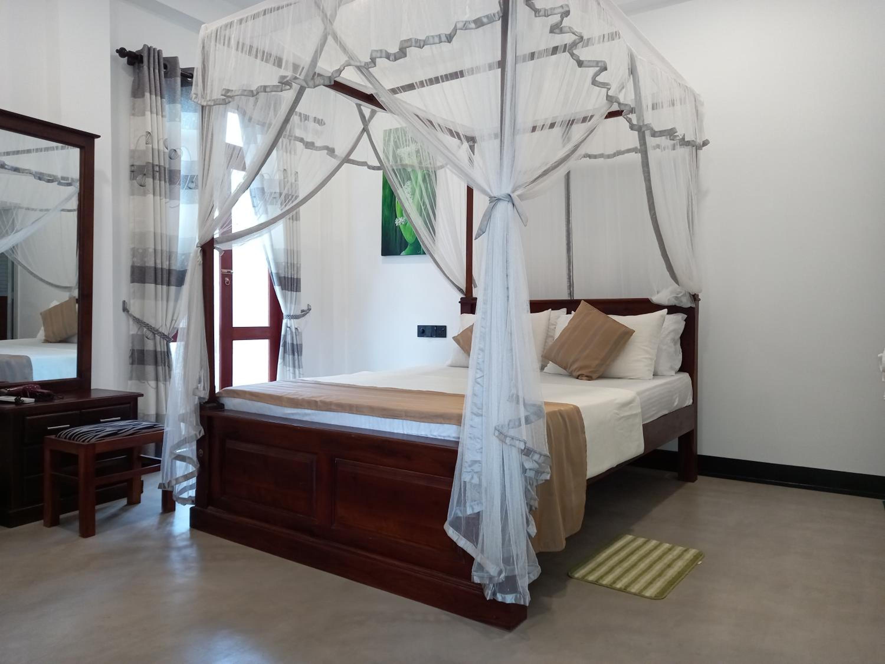 Deluxe Double Room with Bath photo 1