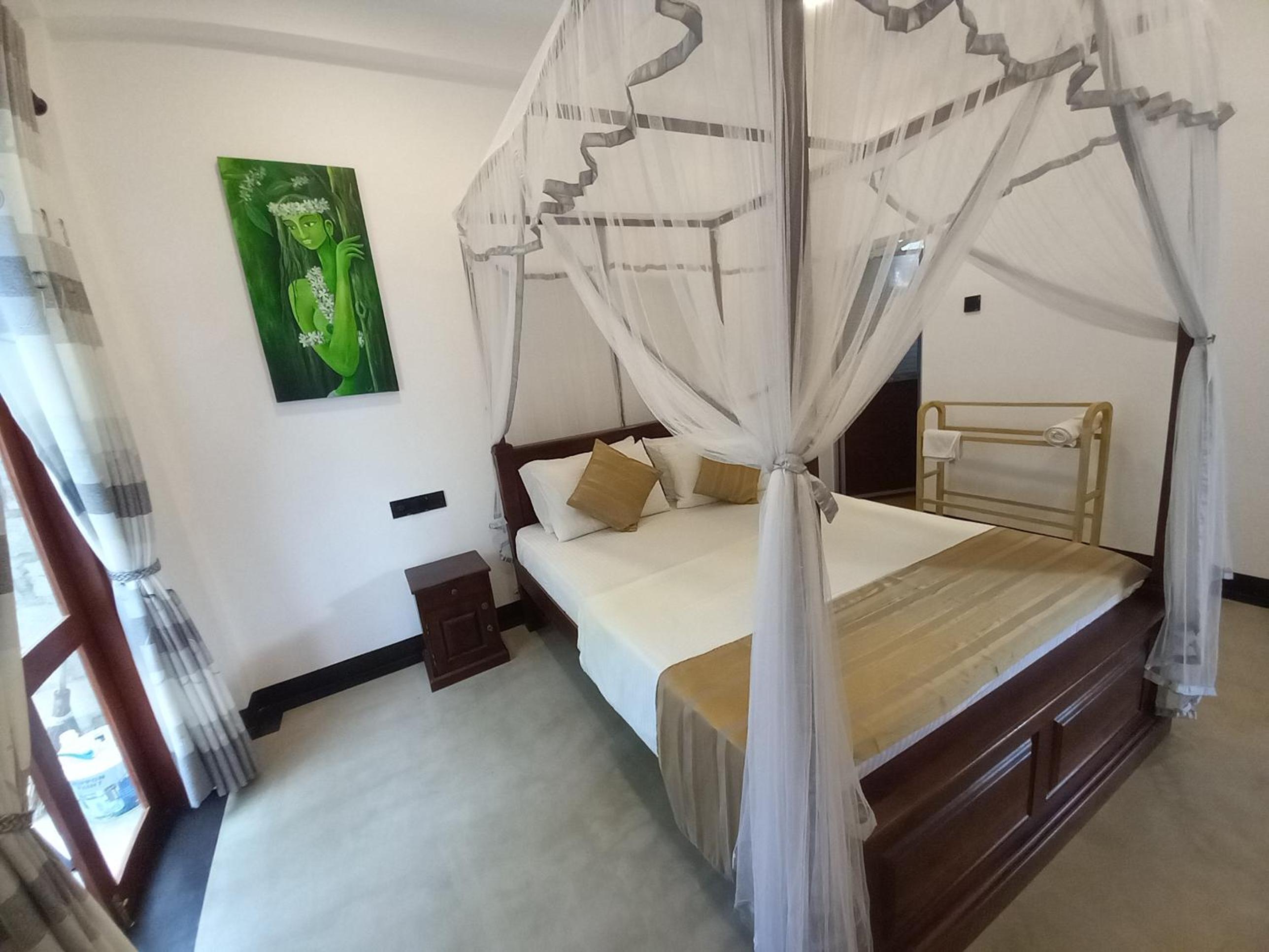 Deluxe Double Room with Bath photo 3