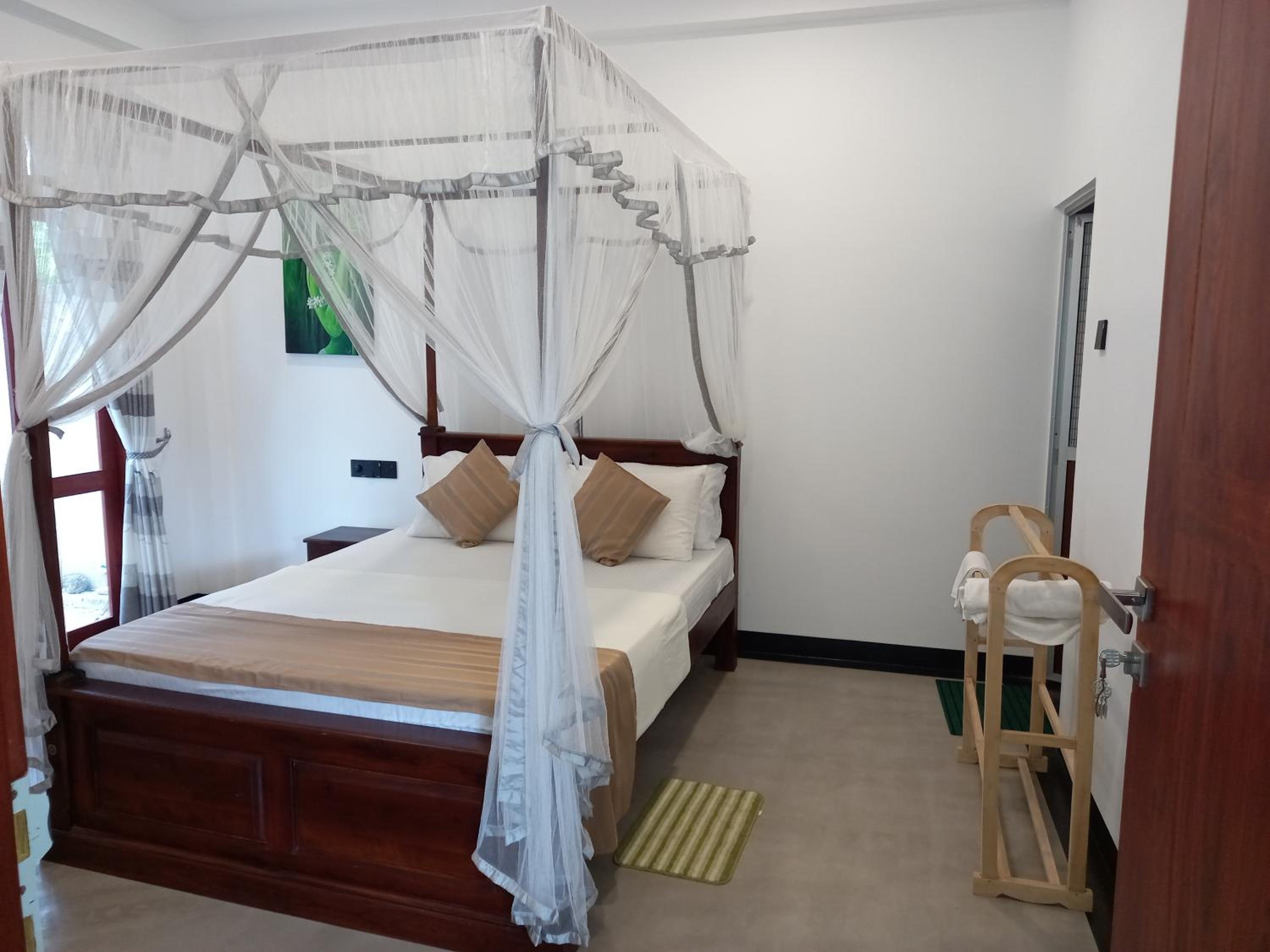 Deluxe Double Room with Bath photo 2