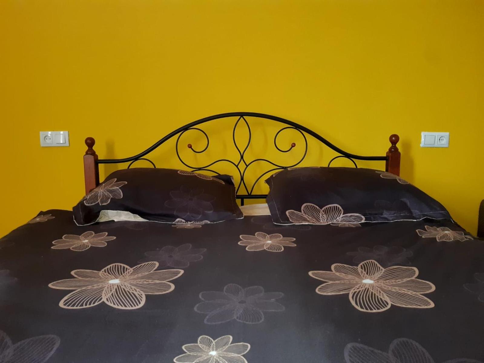 Deluxe Double Room (2 Adults + 1 Child) photo 1