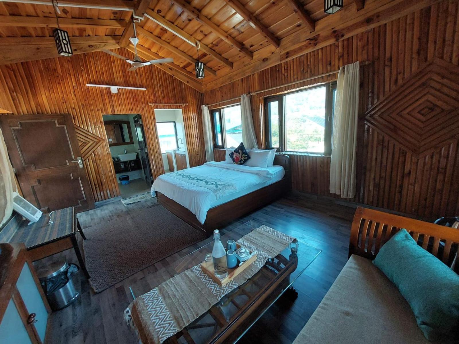 King Suite photo 3