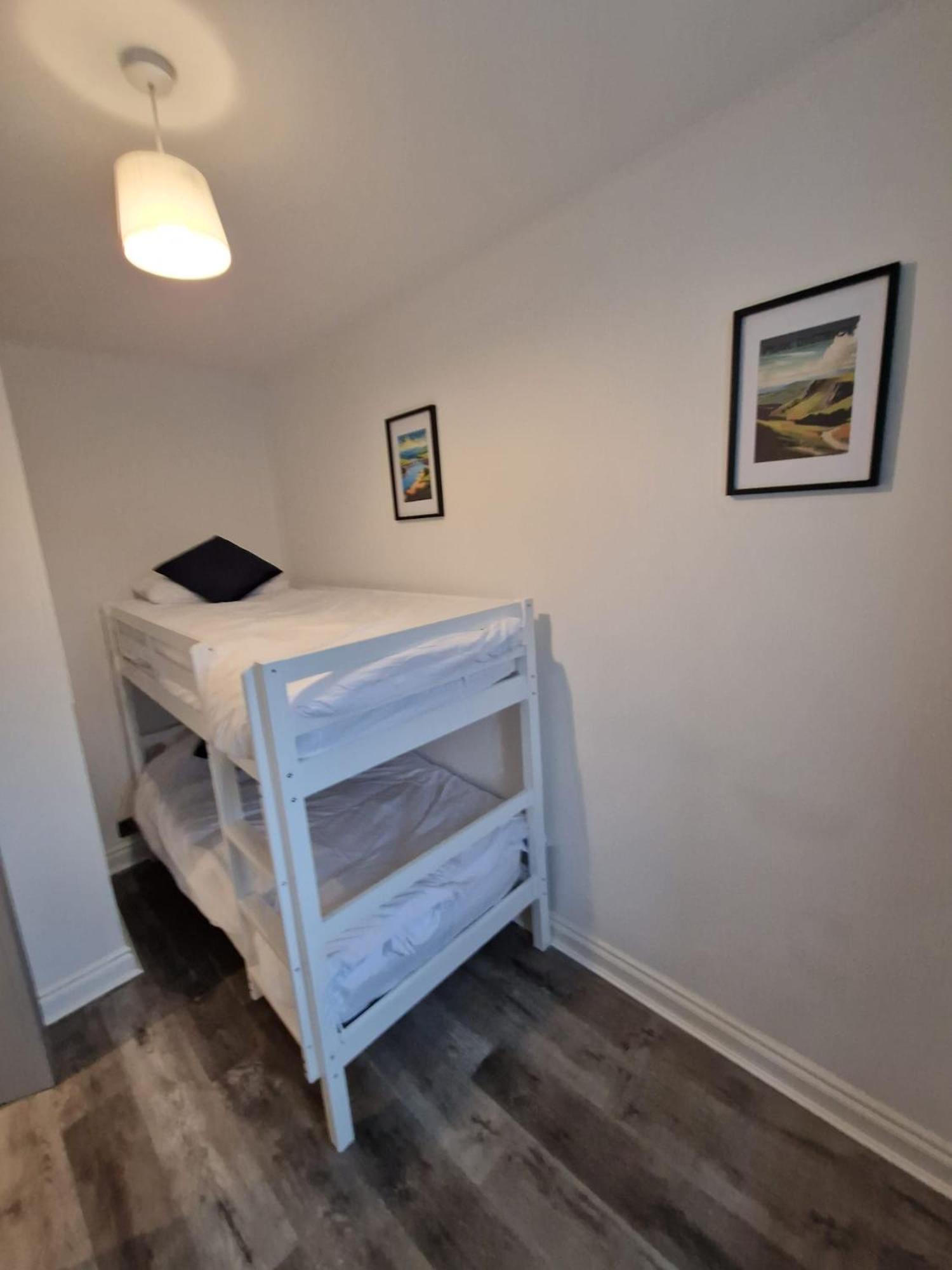 Two-Bedroom House photo 2