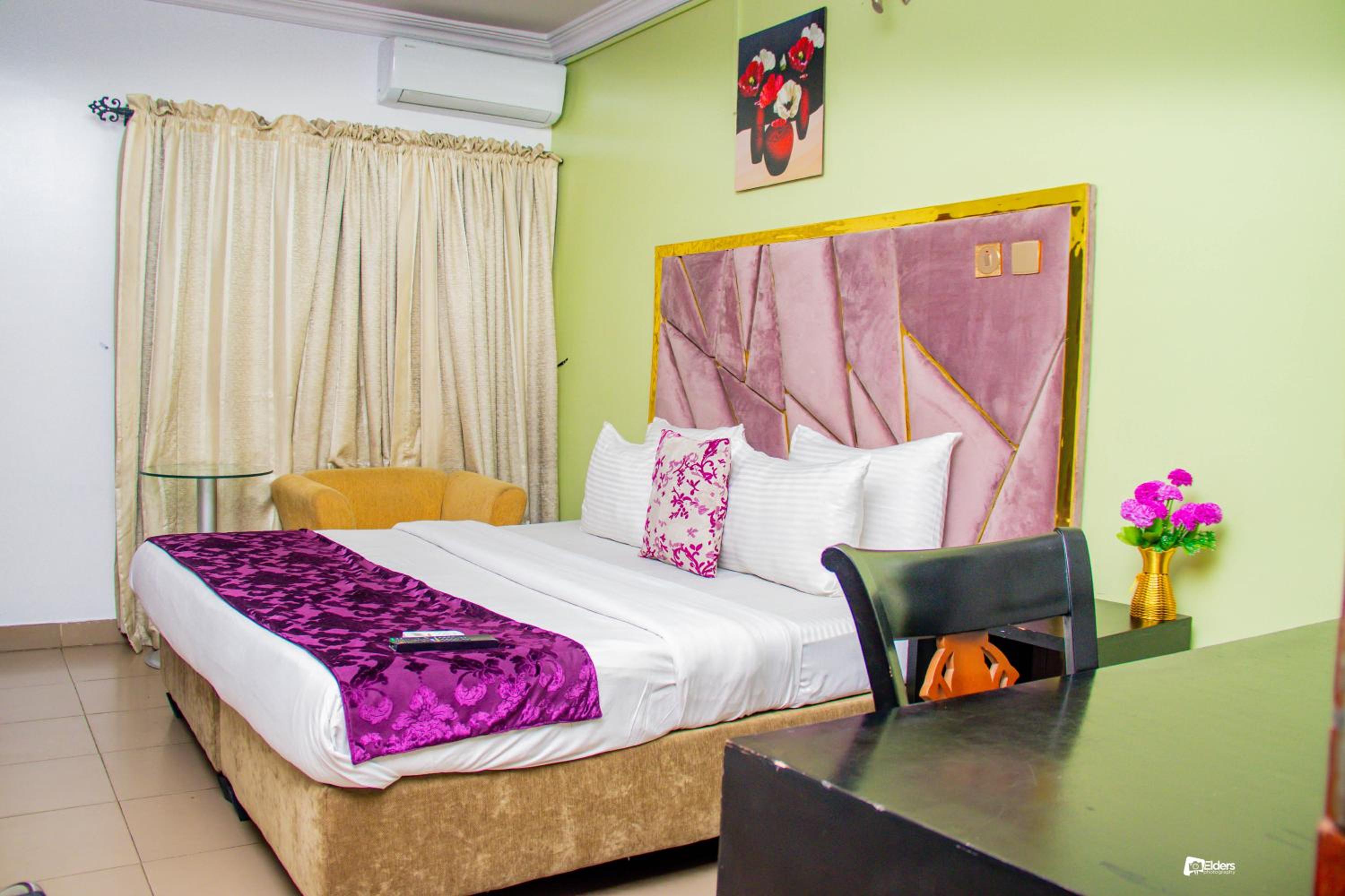 Deluxe Single Room photo 3